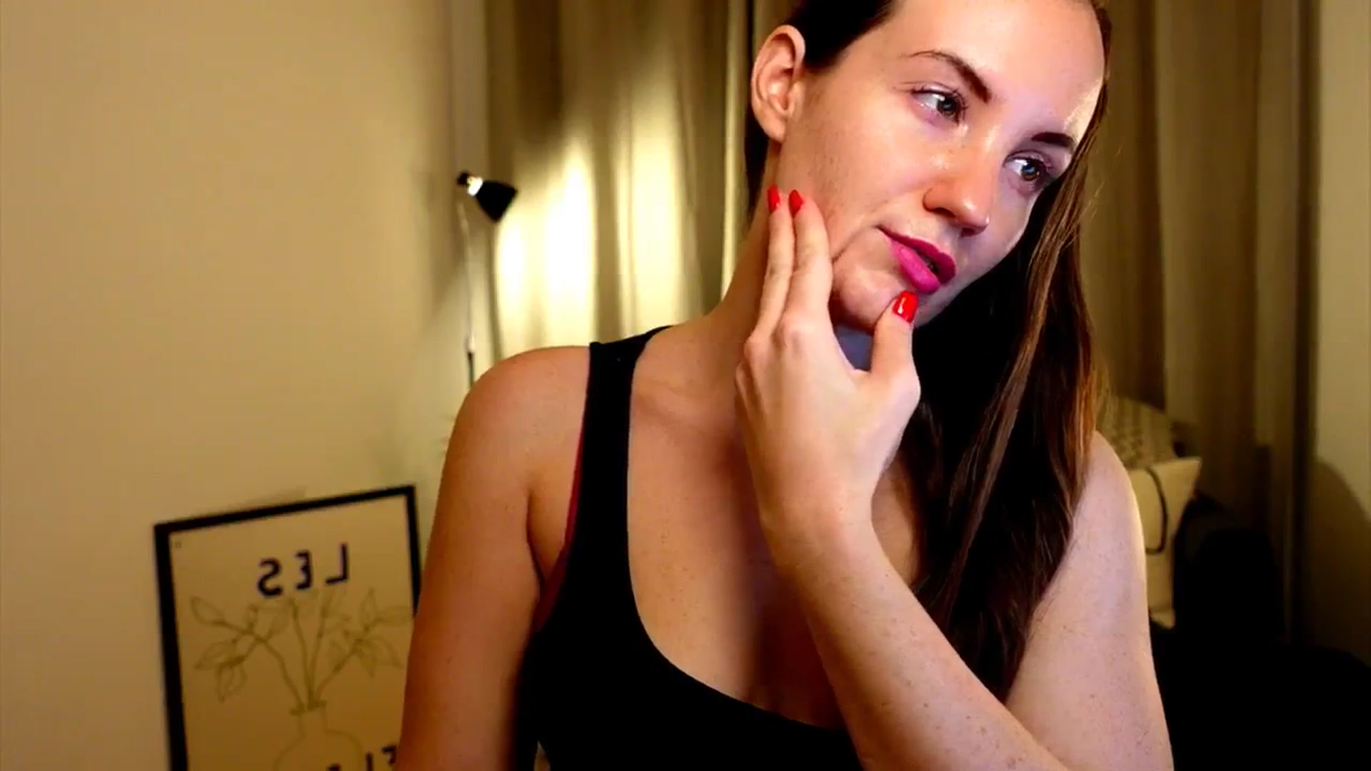 Gallery image thumbnail from Wonderr_Woman's myfreecams stream on, 10/26/2024, 10:37 image 8 of 20