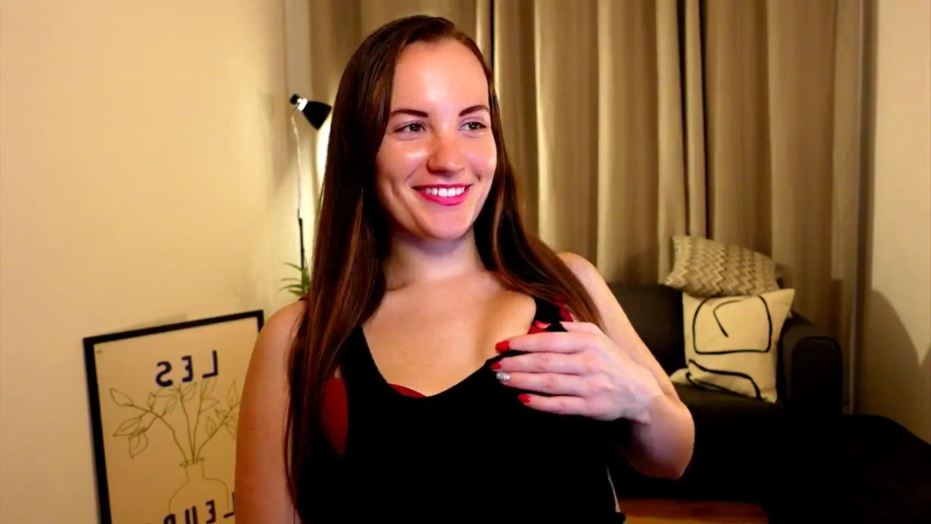 Gallery image thumbnail from Wonderr_Woman's myfreecams stream on, 10/26/2024, 10:37 image 11 of 20