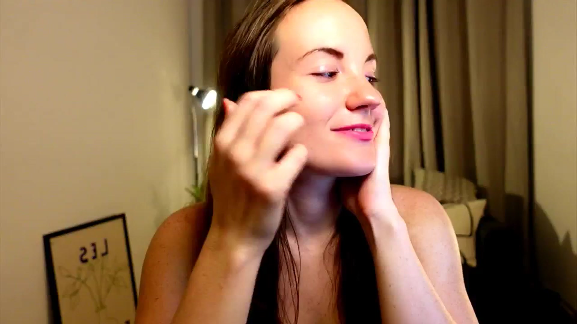 Gallery image thumbnail from Wonderr_Woman's myfreecams stream on, 10/26/2024, 12:52 image 13 of 20
