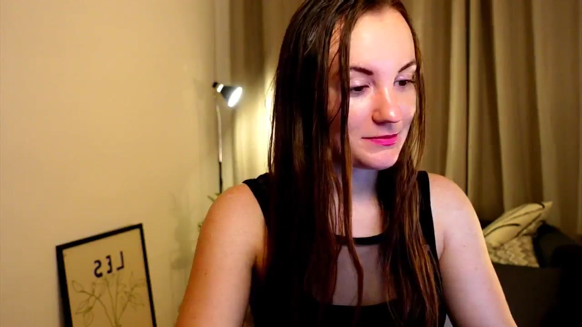 Gallery image thumbnail from Wonderr_Woman's myfreecams stream on, 10/29/2024, 09:00 image 13 of 20