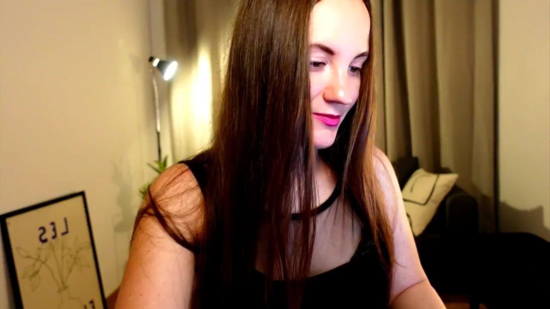Gallery image thumbnail from Wonderr_Woman's myfreecams stream on, 10/30/2024, 21:18 image 3 of 20