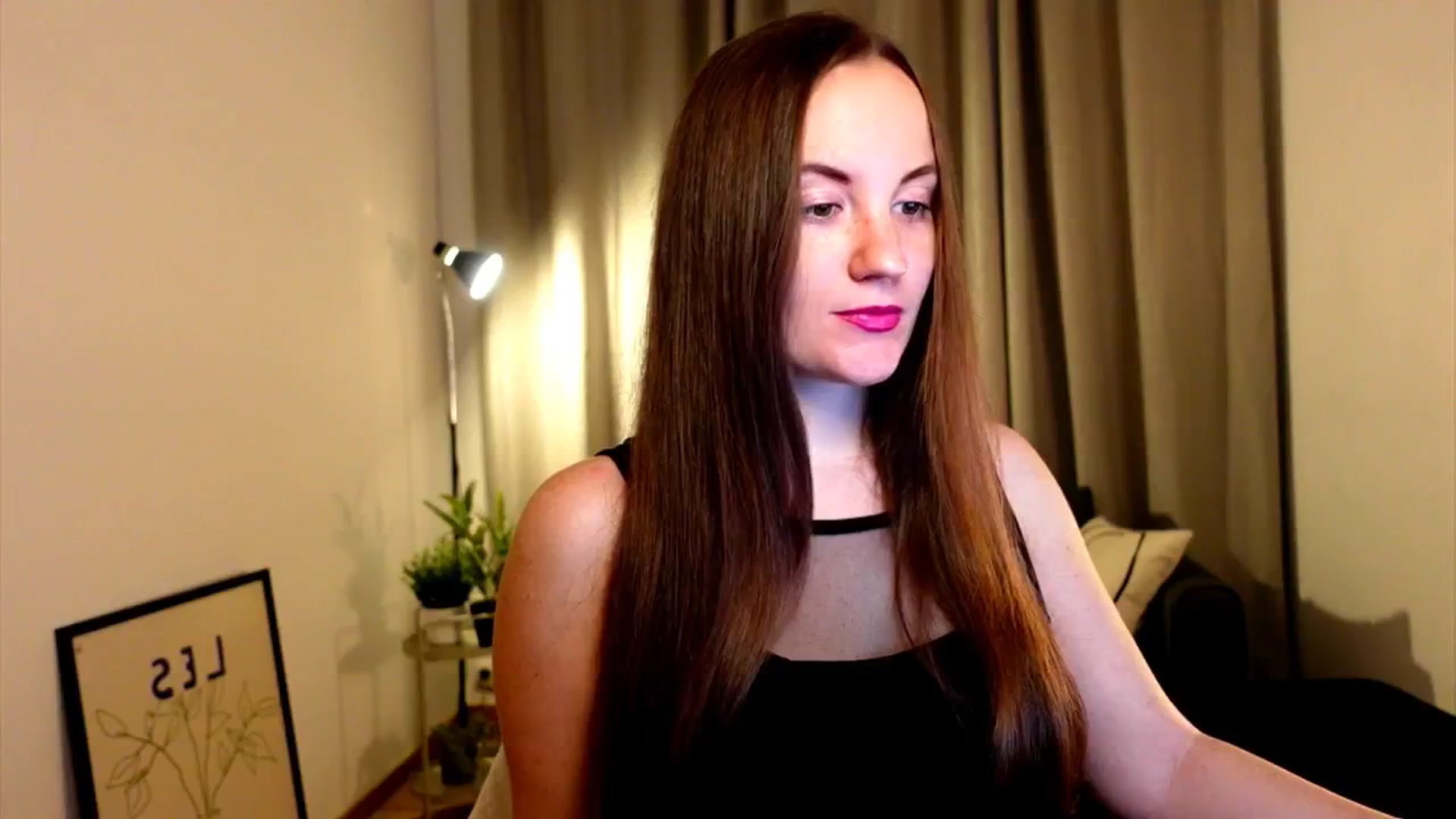 Gallery image thumbnail from Wonderr_Woman's myfreecams stream on, 10/30/2024, 21:18 image 1 of 20