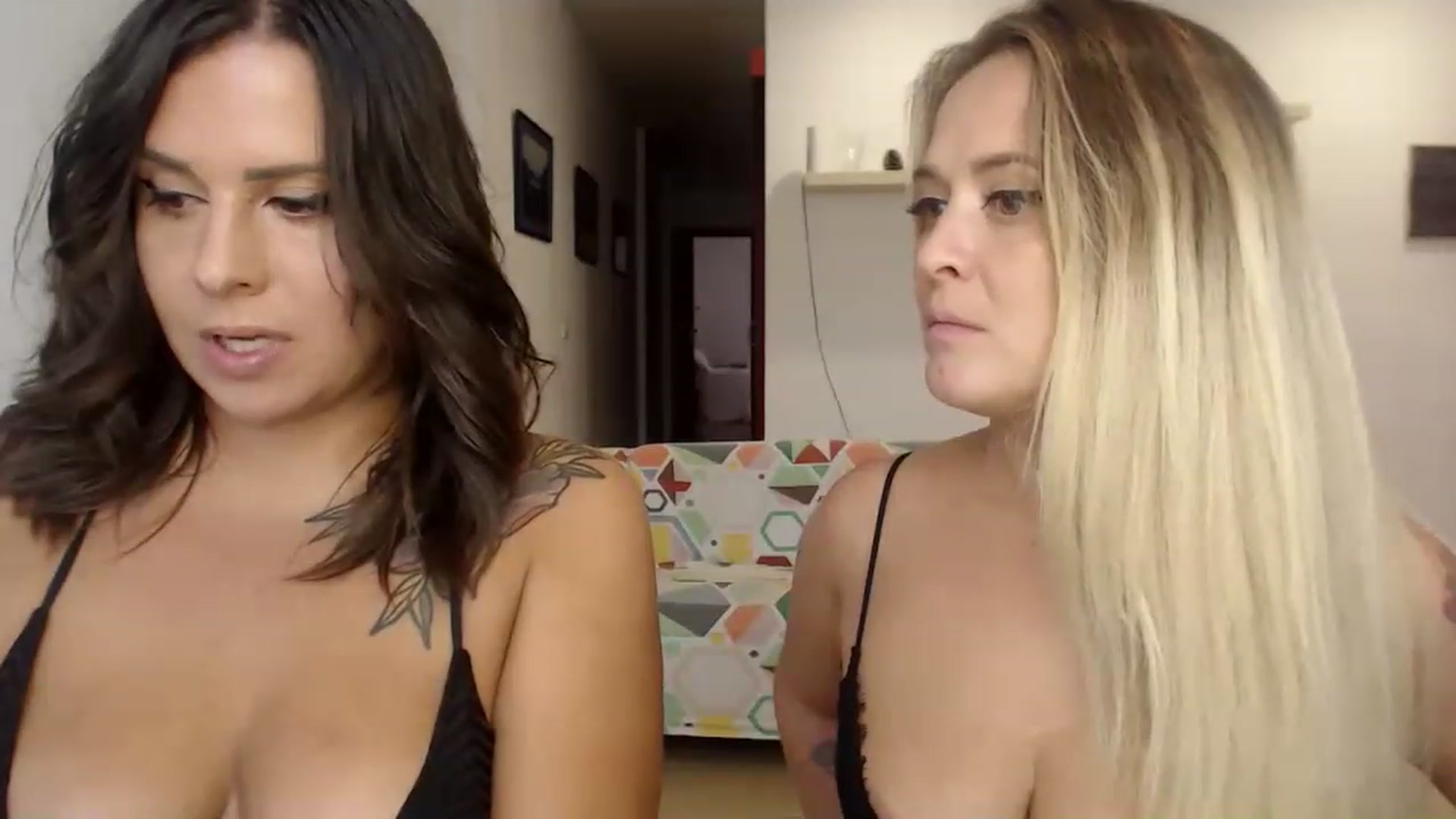 Gallery image thumbnail from WondersGirlsX's myfreecams stream on, 11/26/2022, 18:16 image 13 of 20