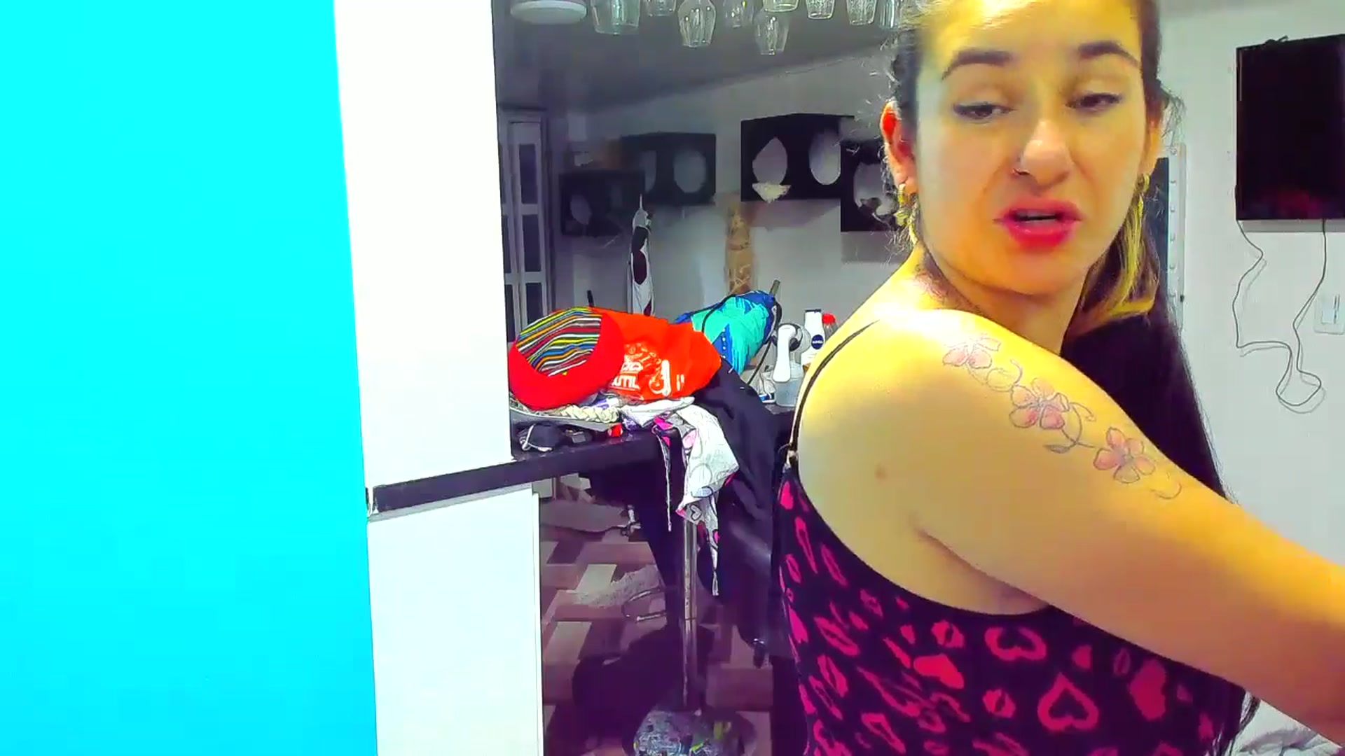Gallery image thumbnail from Wondertitsxxx's myfreecams stream on, 11/14/2025, 10:00 image 15 of 20