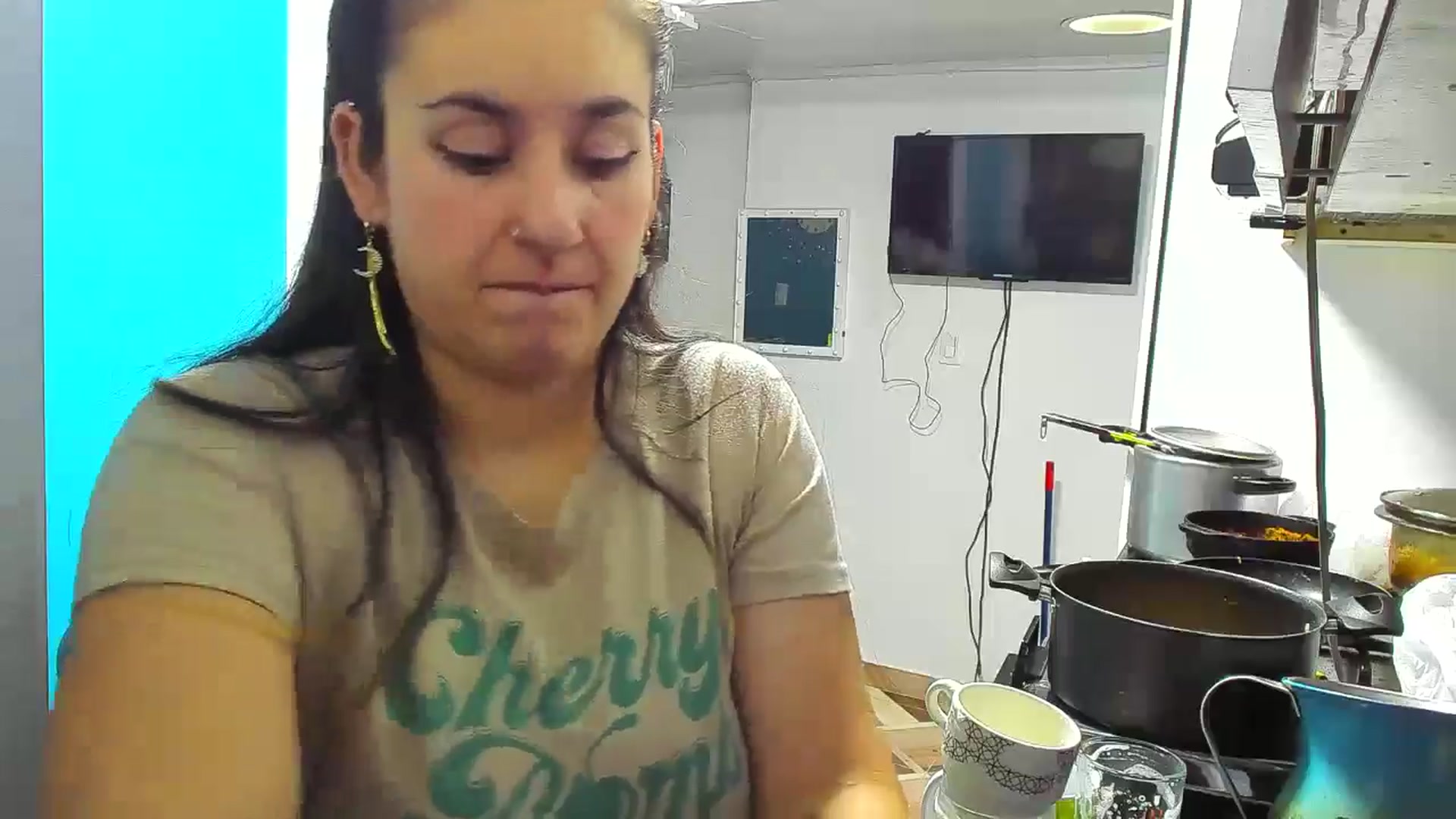 Gallery image thumbnail from Wondertitsxxx's myfreecams stream on, 12/31/2025, 07:41 image 18 of 20