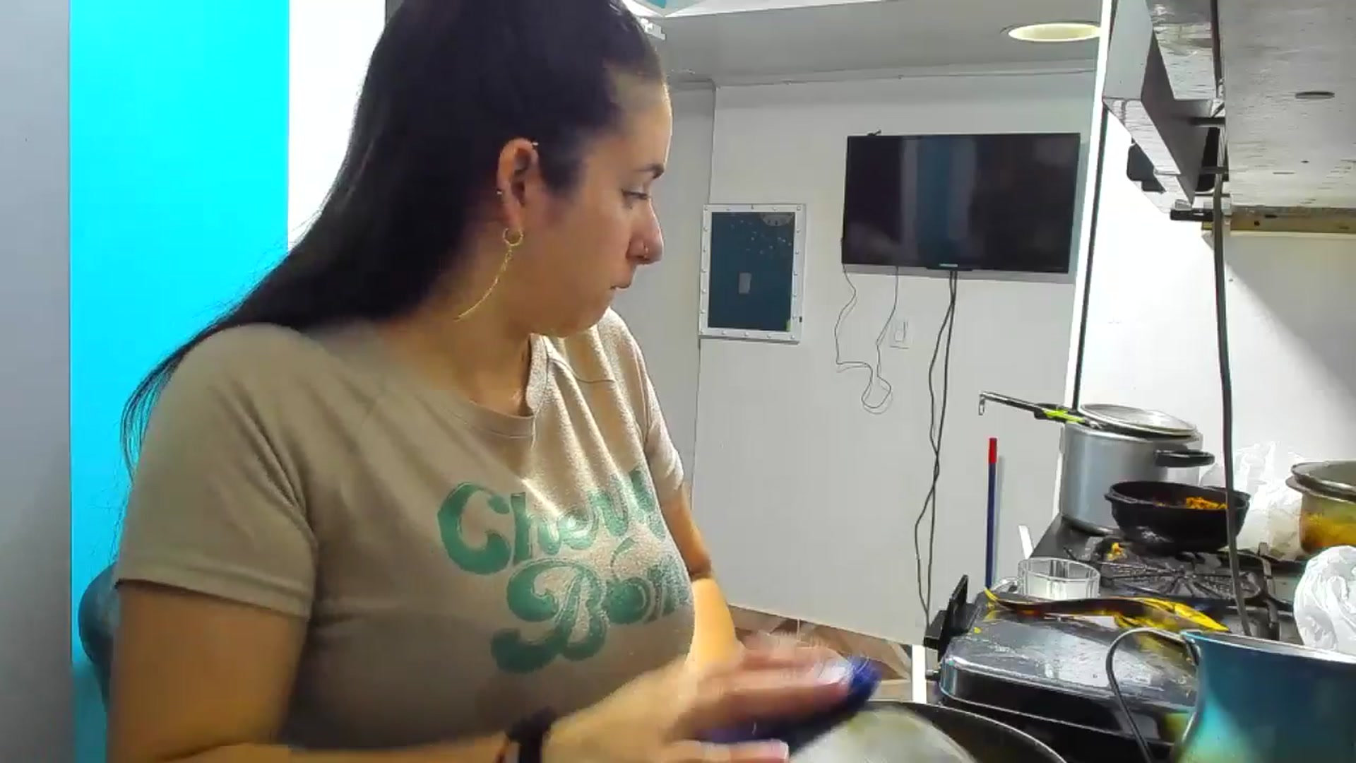 Gallery image thumbnail from Wondertitsxxx's myfreecams stream on, 12/31/2025, 08:19 image 3 of 20
