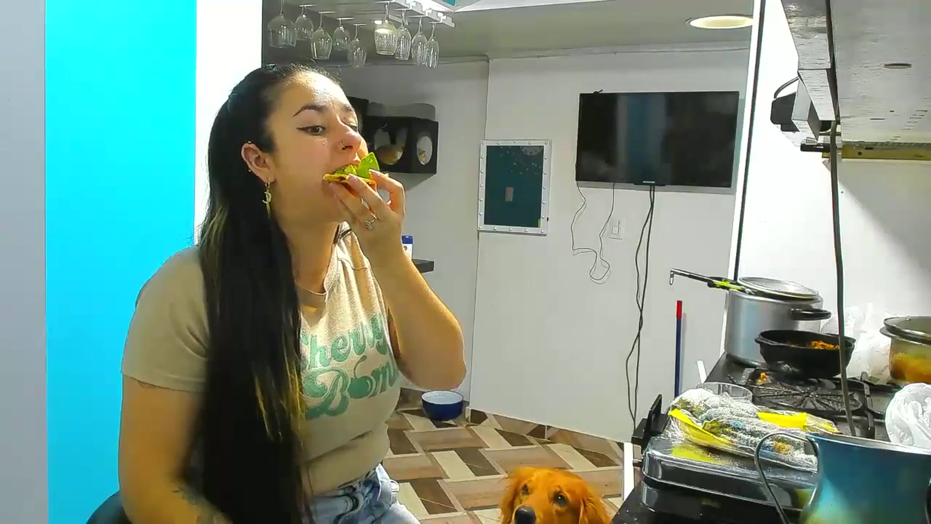 Gallery image thumbnail from Wondertitsxxx's myfreecams stream on, 12/31/2025, 08:19 image 18 of 20