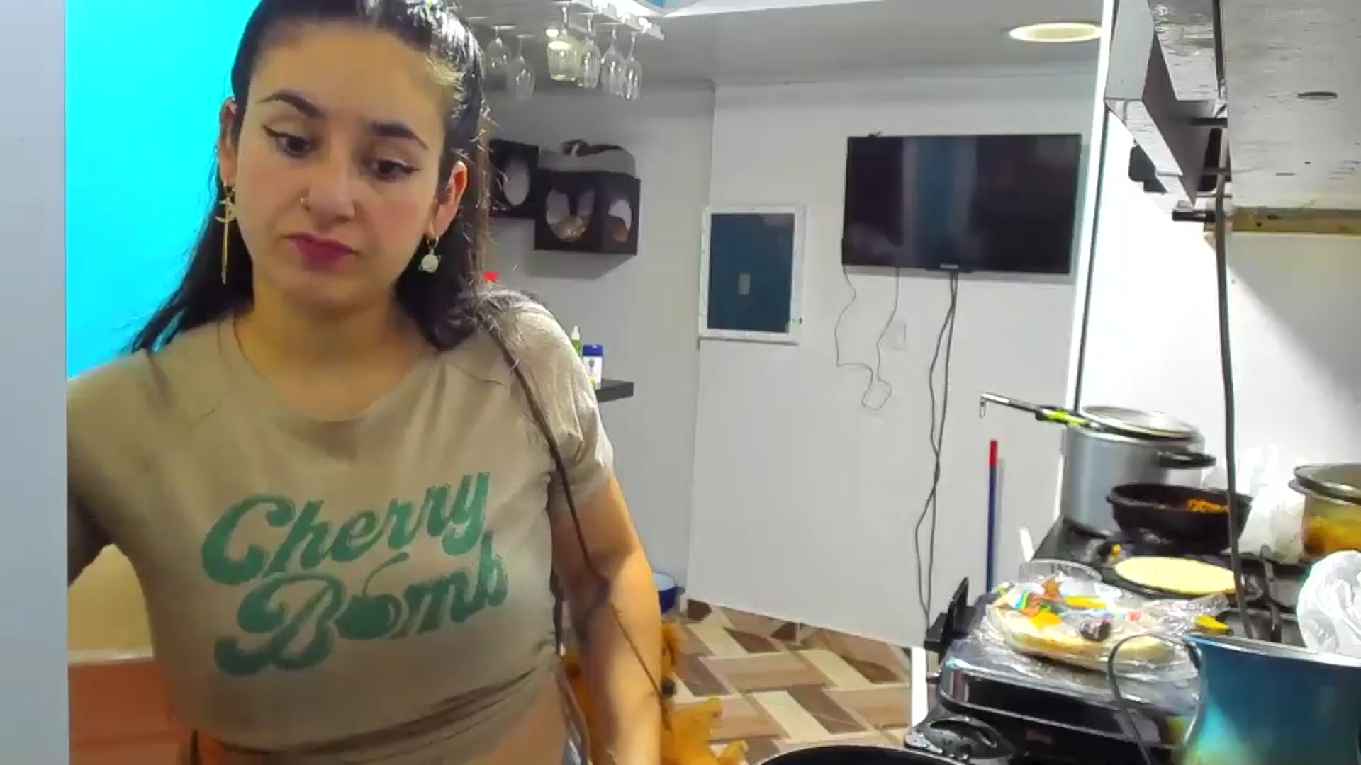Gallery image thumbnail from Wondertitsxxx's myfreecams stream on, 12/31/2025, 08:19 image 5 of 20