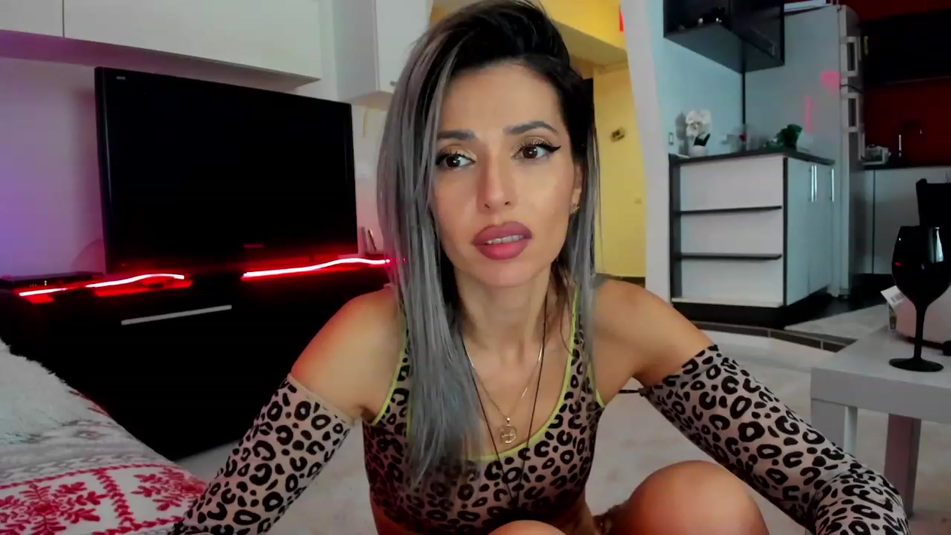Gallery image thumbnail from WondrAssWoman's myfreecams stream on, 02/03/2024, 04:16 image 20 of 20