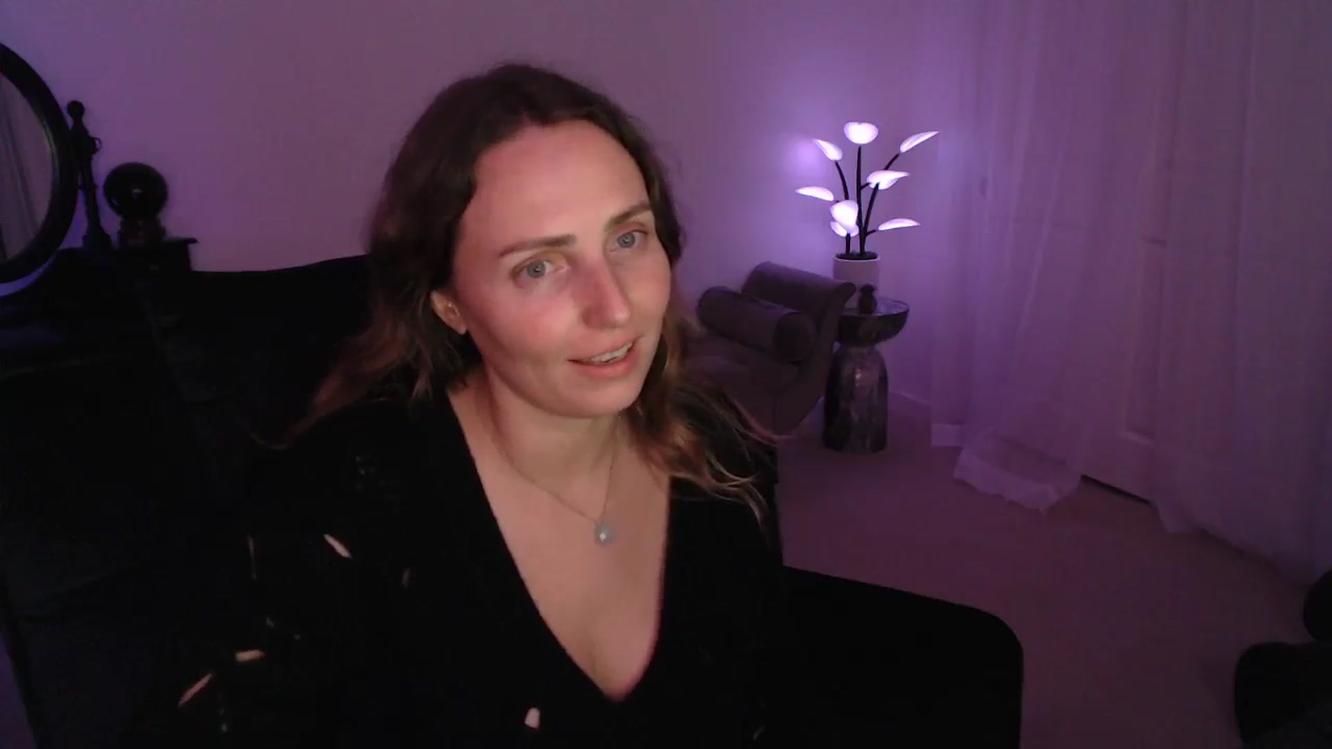 Gallery image thumbnail from WorldofMoody's myfreecams stream on, 04/20/2025, 07:53 image 15 of 20