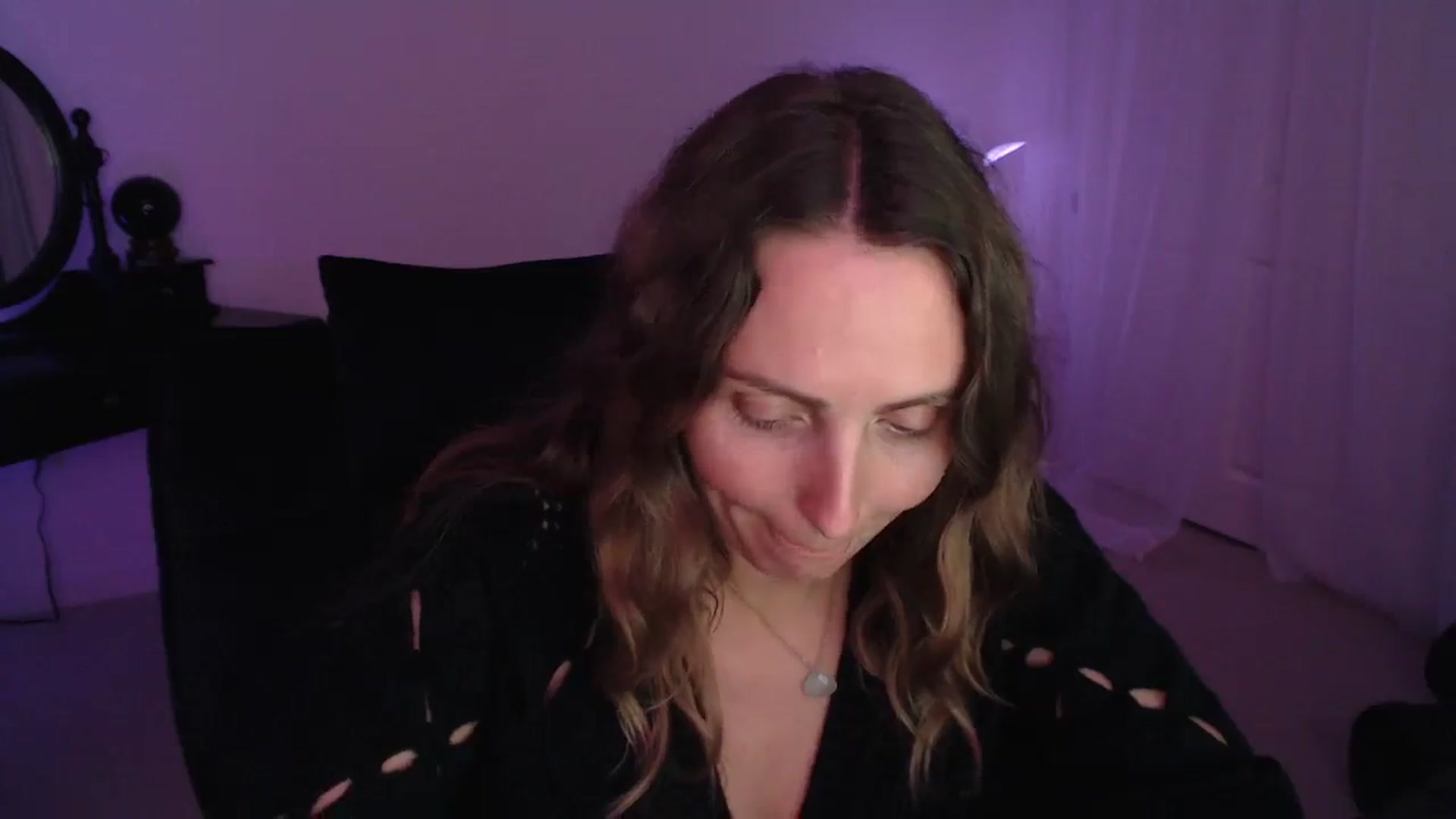 Gallery image thumbnail from WorldofMoody's myfreecams stream on, 04/20/2025, 07:53 image 12 of 20