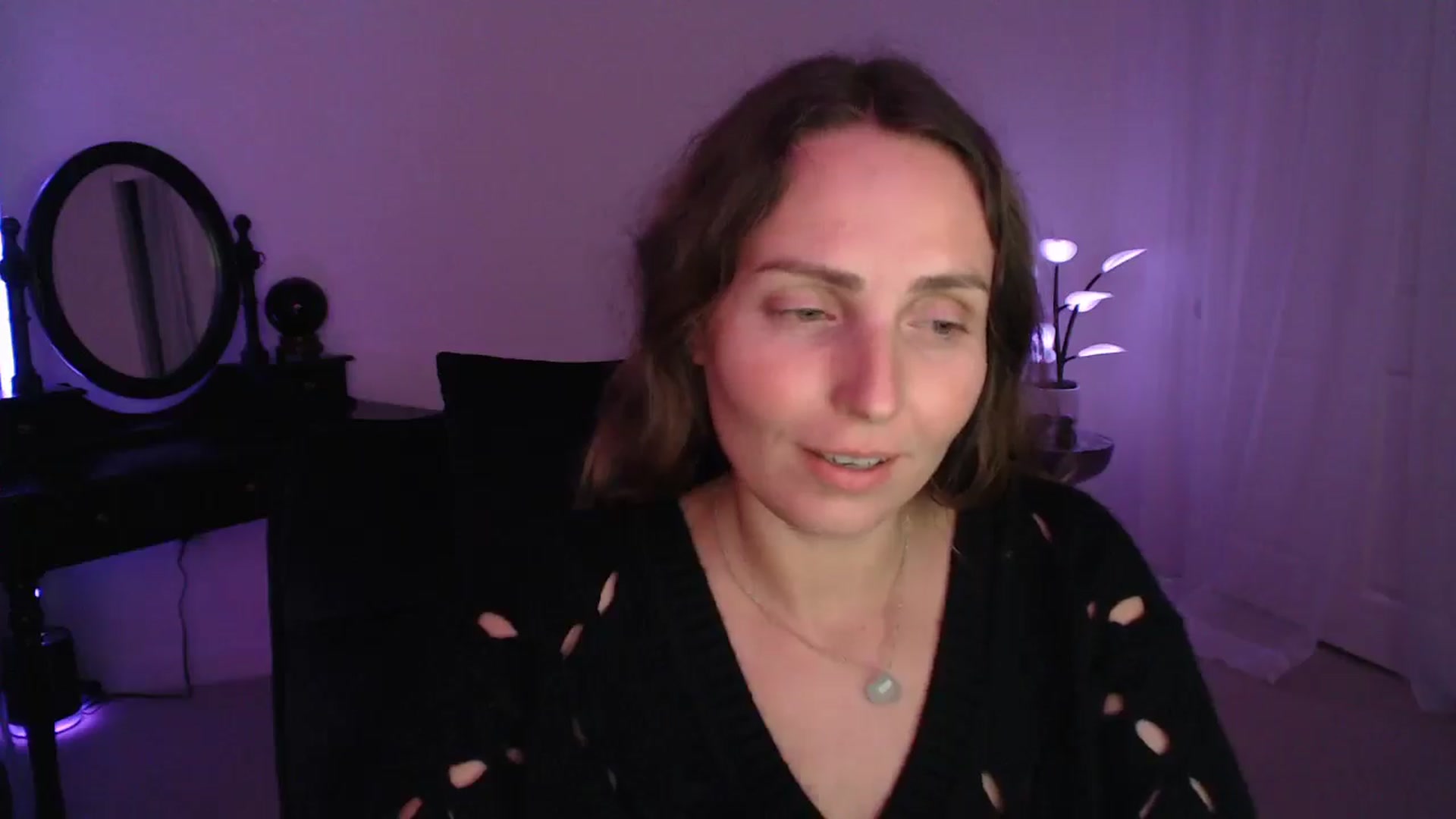 Gallery image thumbnail from WorldofMoody's myfreecams stream on, 04/20/2025, 07:53 image 9 of 20