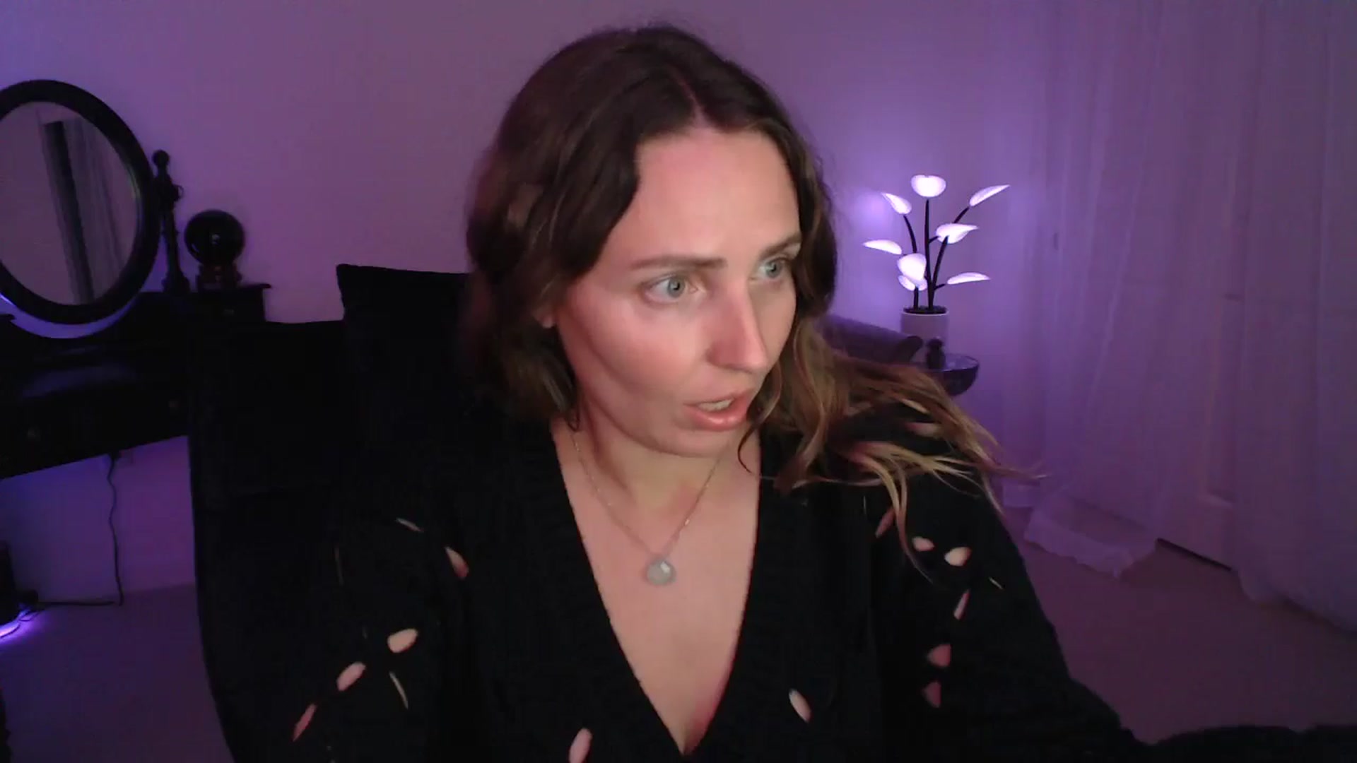 Gallery image thumbnail from WorldofMoody's myfreecams stream on, 04/20/2025, 09:28 image 14 of 20