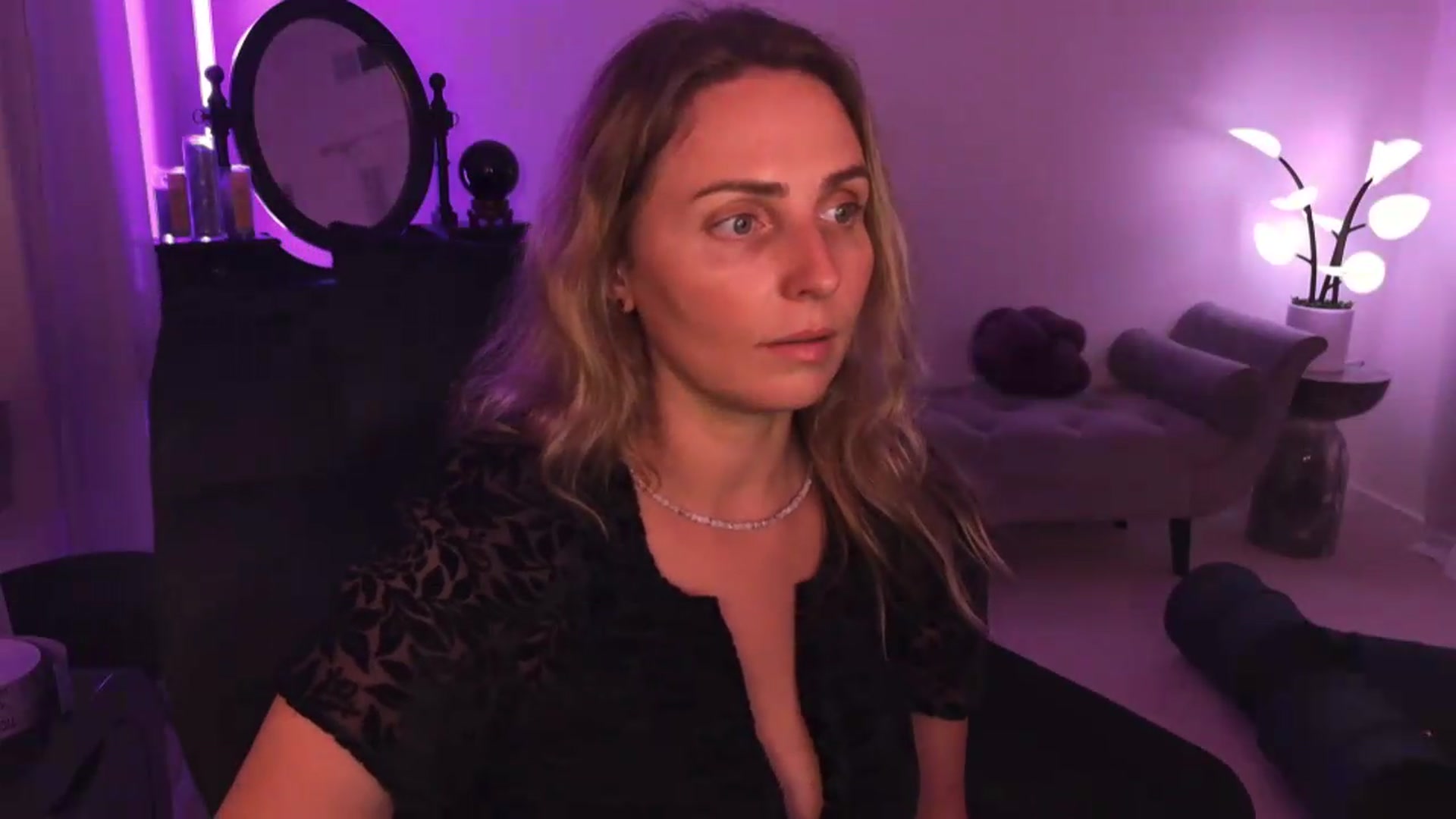 Gallery image thumbnail from WorldofMoody's myfreecams stream on, 05/26/2026, 07:38 image 17 of 20
