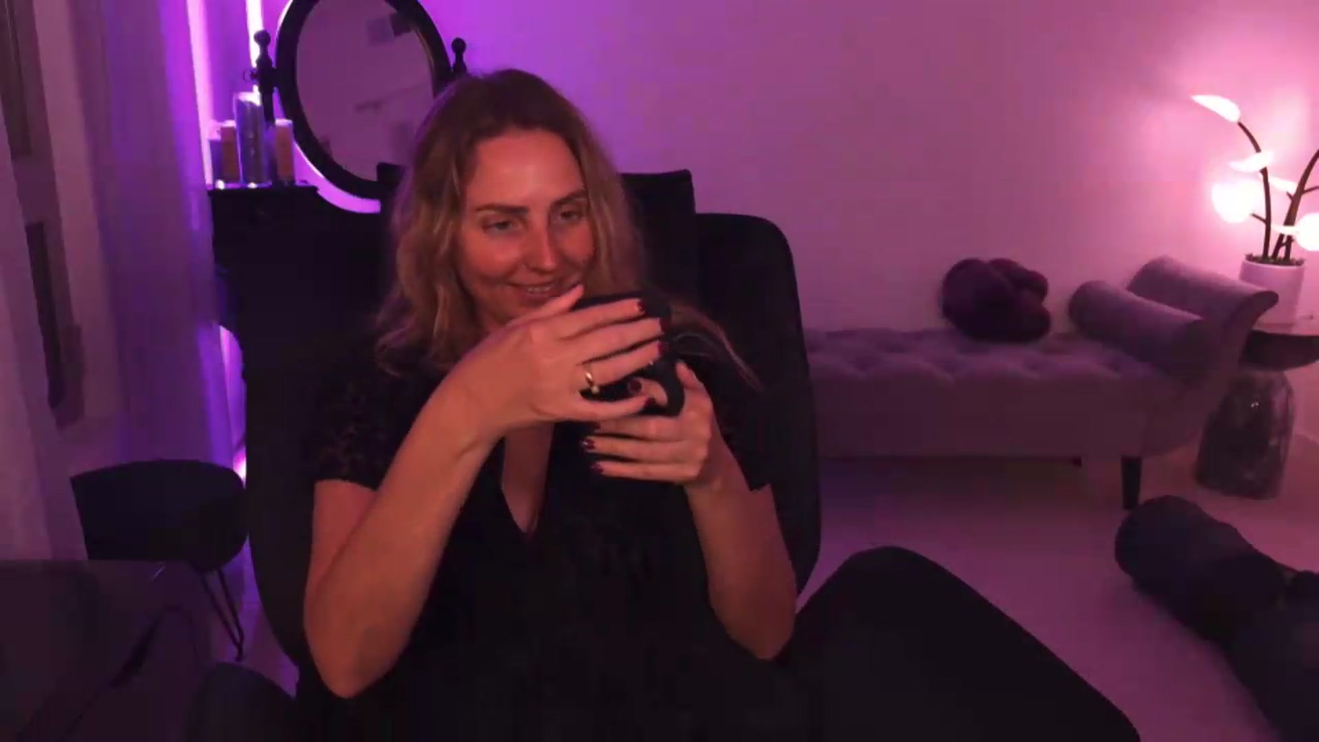 Gallery image thumbnail from WorldofMoody's myfreecams stream on, 05/26/2026, 07:38 image 5 of 20
