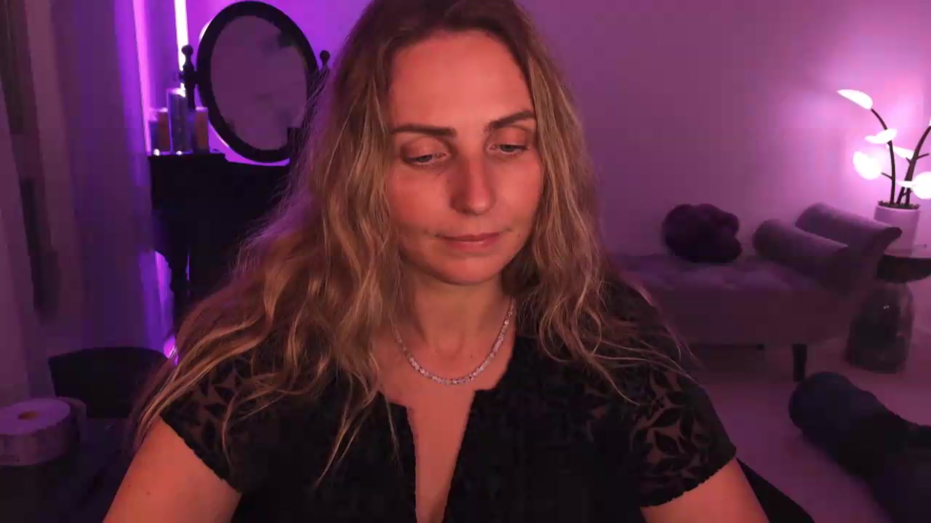 Gallery image thumbnail from WorldofMoody's myfreecams stream on, 05/26/2026, 07:38 image 10 of 20