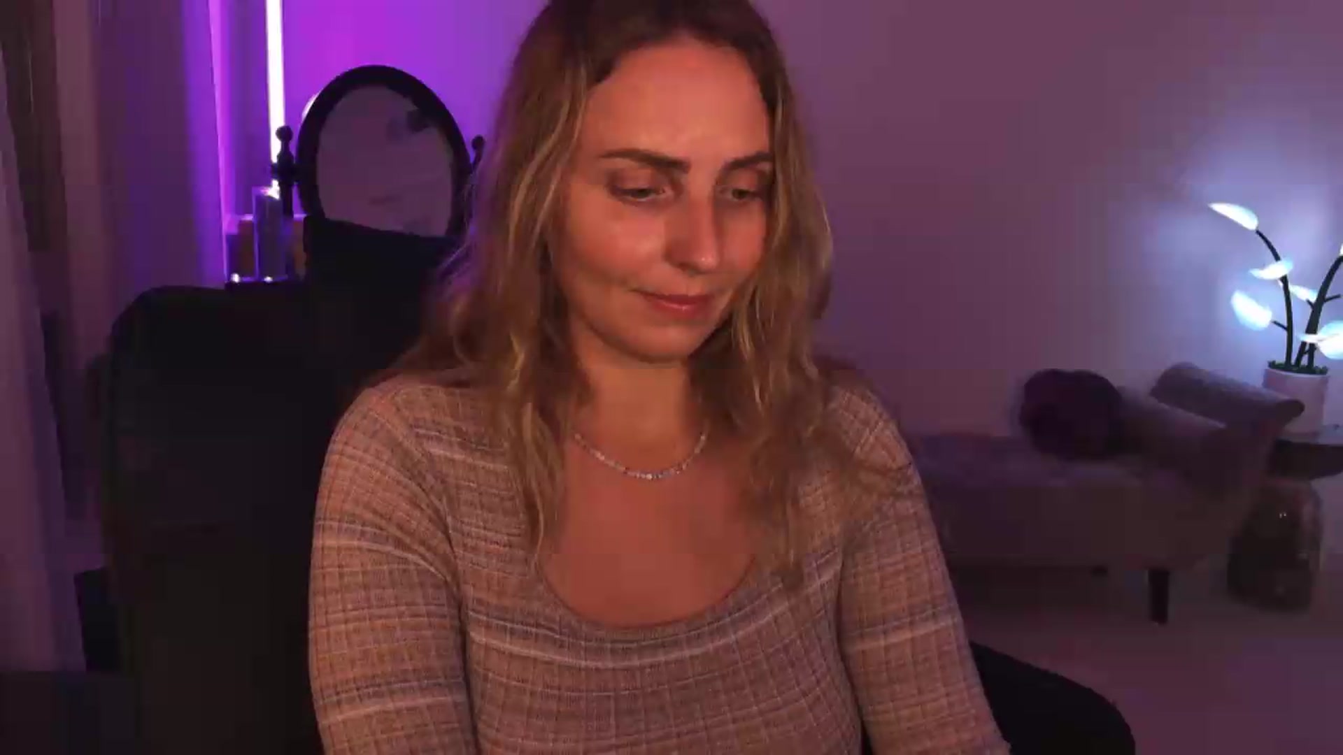 Gallery image thumbnail from WorldofMoody's myfreecams stream on, 05/27/2026, 07:36 image 2 of 20