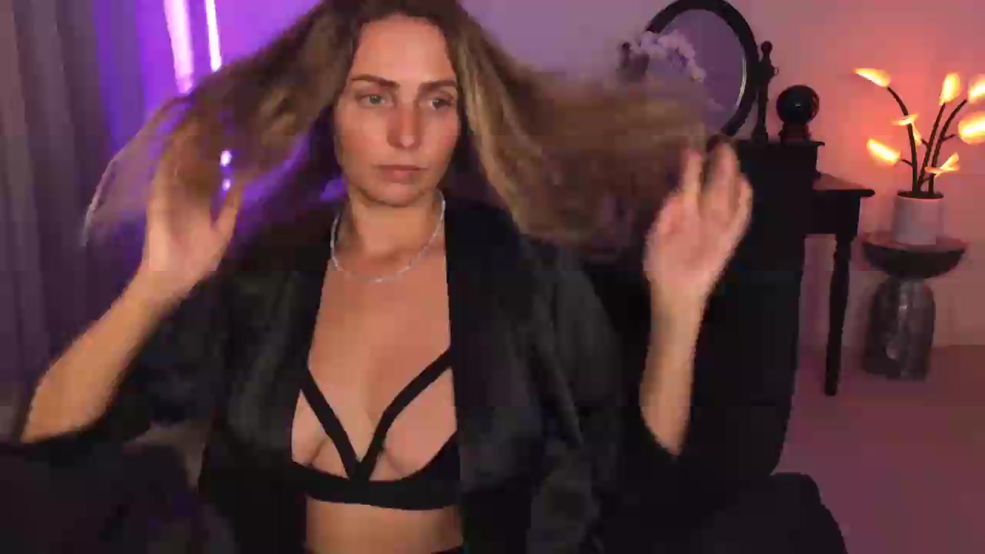 Gallery image thumbnail from WorldofMoody's myfreecams stream on, 06/04/2026, 07:26 image 5 of 20