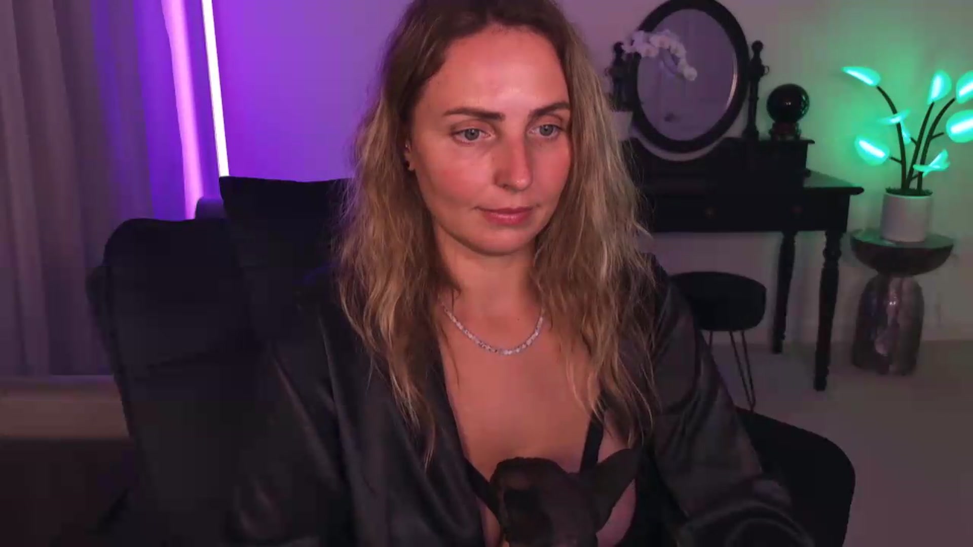 Gallery image thumbnail from WorldofMoody's myfreecams stream on, 06/04/2026, 07:26 image 16 of 20
