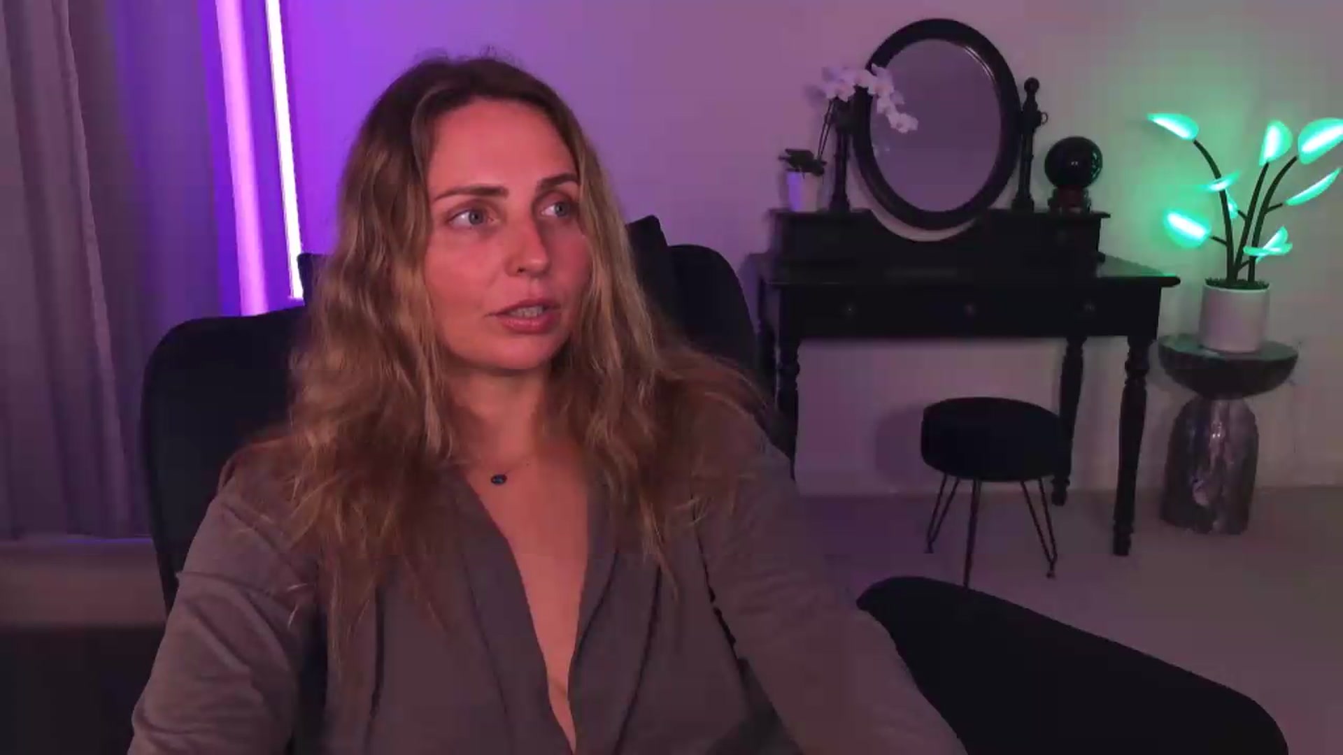 Gallery image thumbnail from WorldofMoody's myfreecams stream on, 06/21/2026, 07:19 image 18 of 20