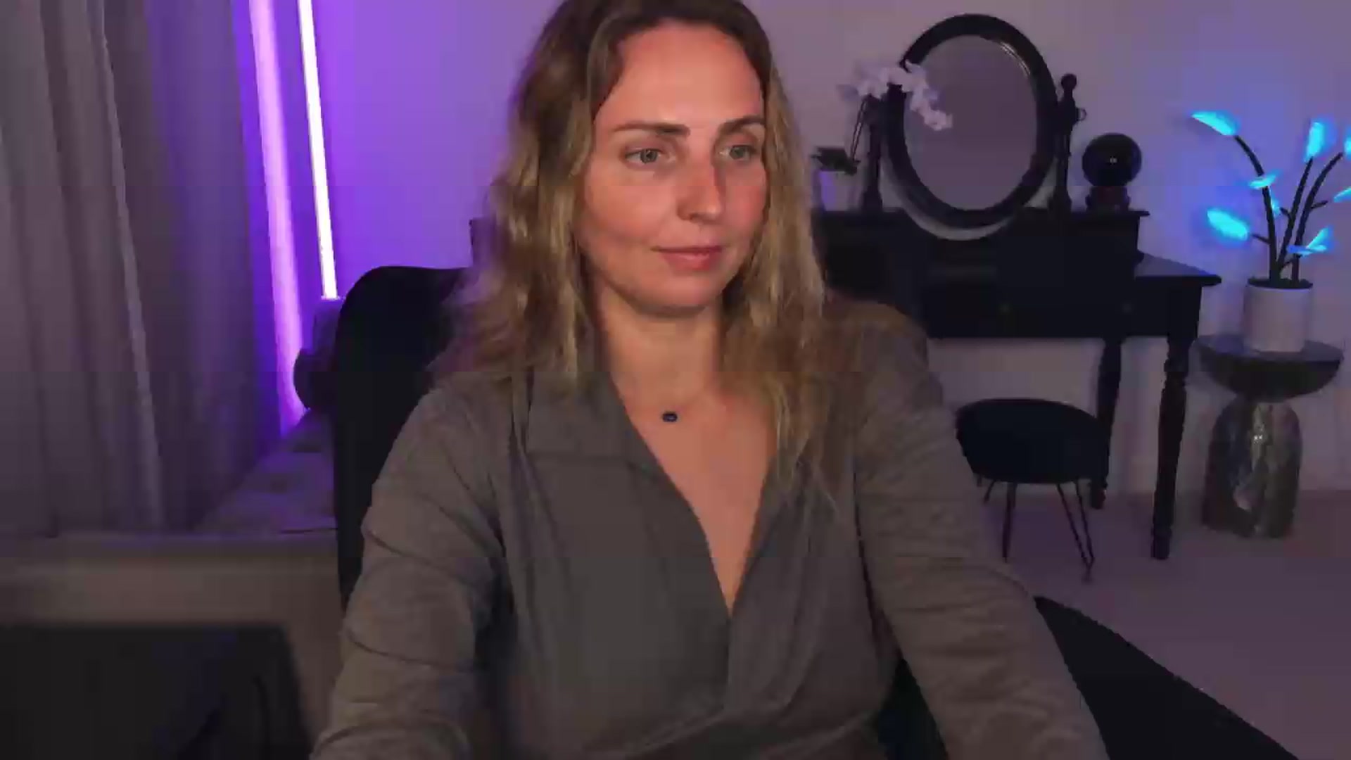 Gallery image thumbnail from WorldofMoody's myfreecams stream on, 06/21/2026, 07:19 image 13 of 20