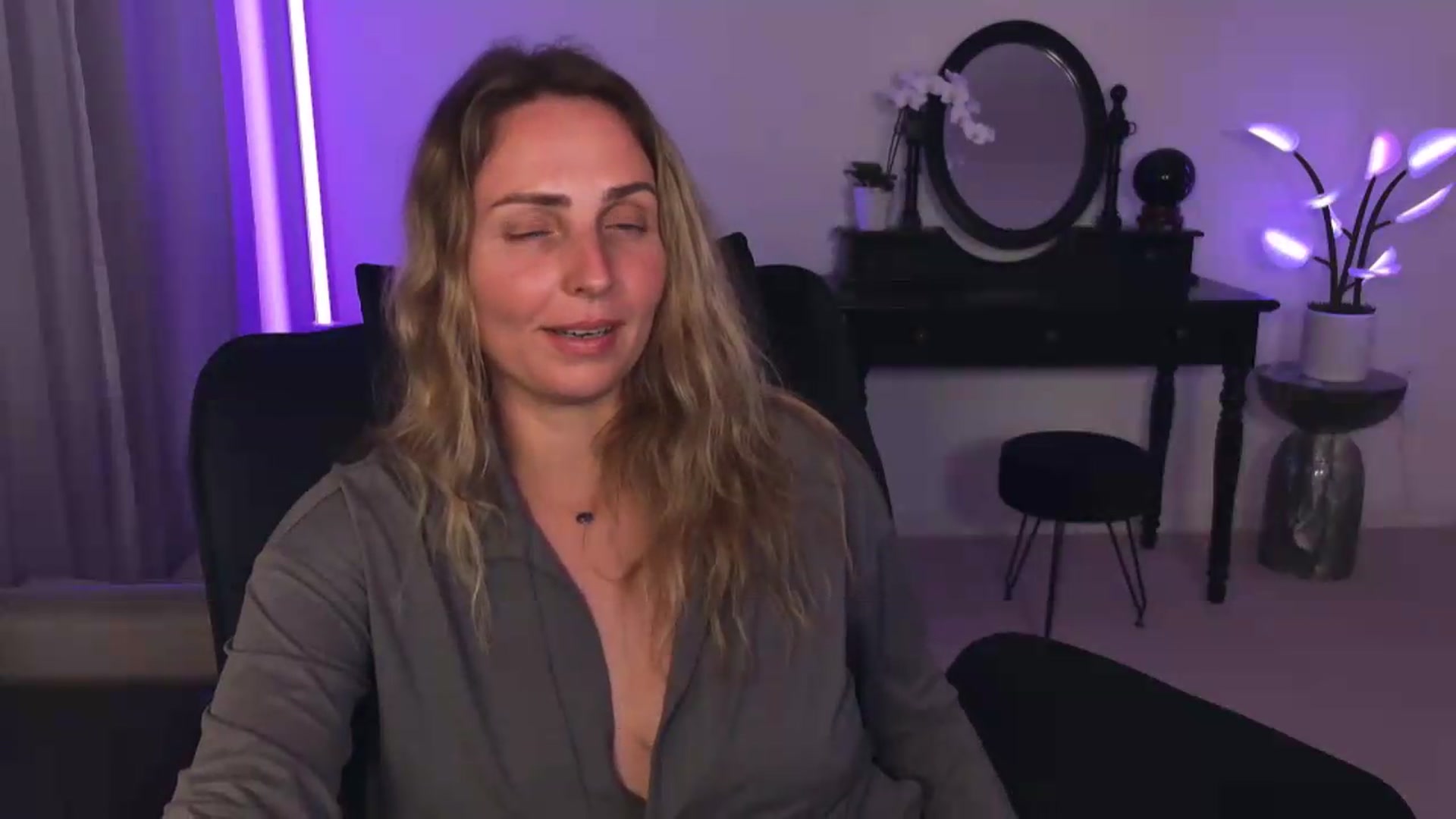 Gallery image thumbnail from WorldofMoody's myfreecams stream on, 06/21/2026, 07:19 image 17 of 20