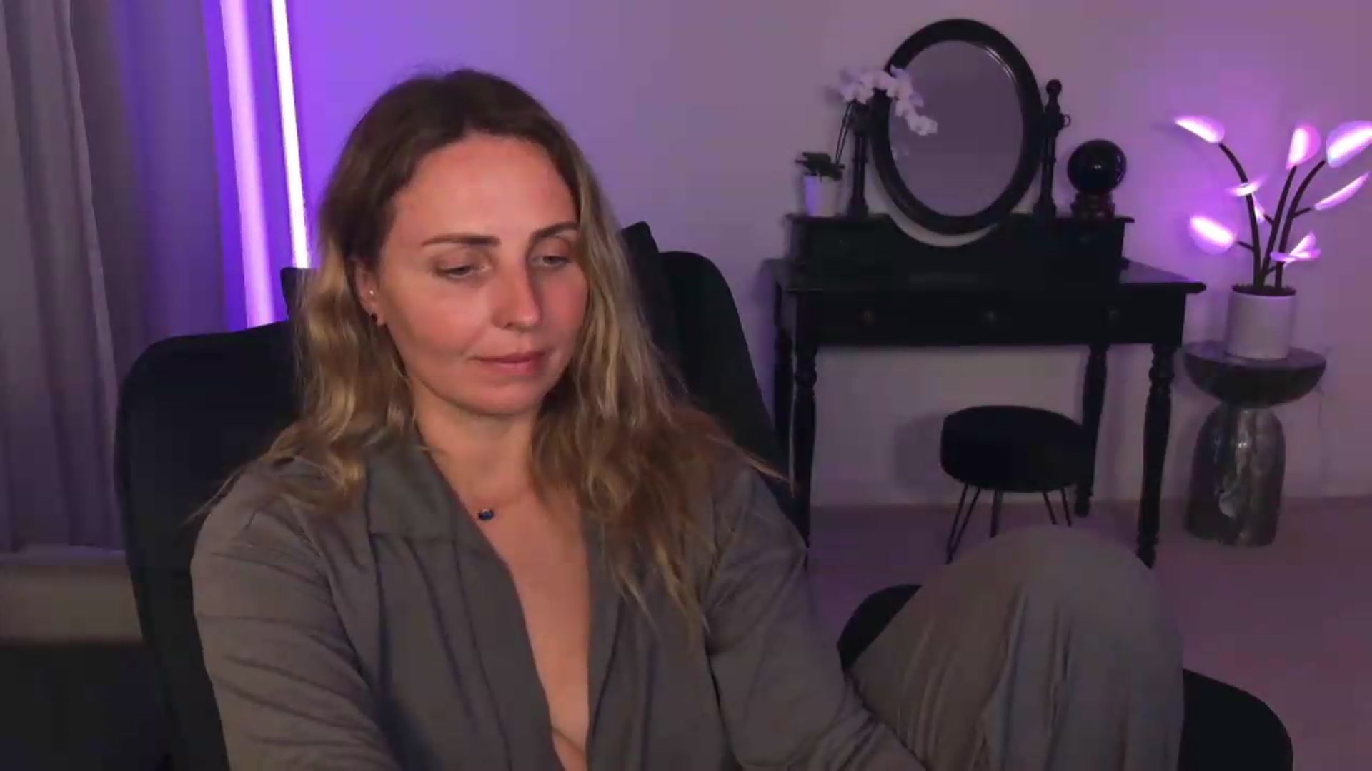 Gallery image thumbnail from WorldofMoody's myfreecams stream on, 06/21/2026, 07:19 image 19 of 20