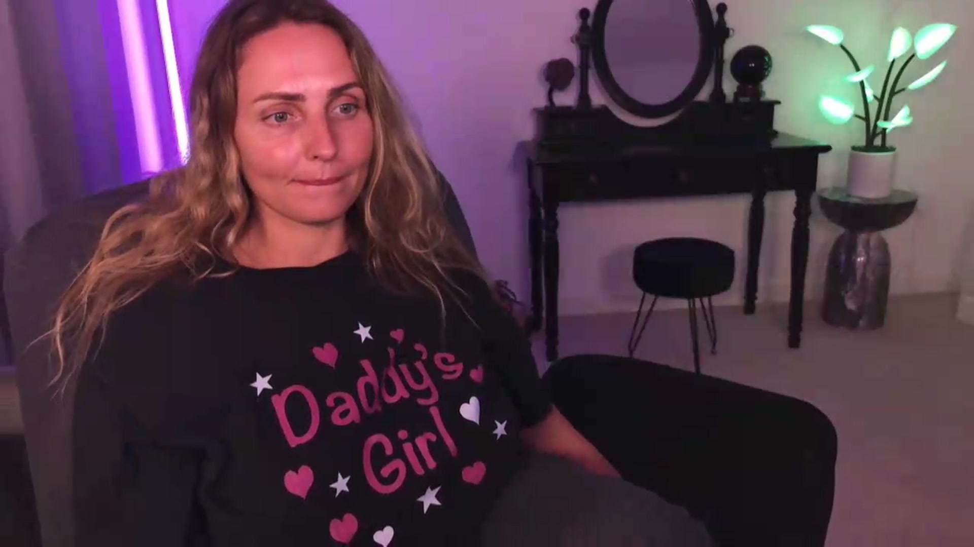 Gallery image thumbnail from WorldofMoody's myfreecams stream on, 06/22/2026, 07:09 image 12 of 20