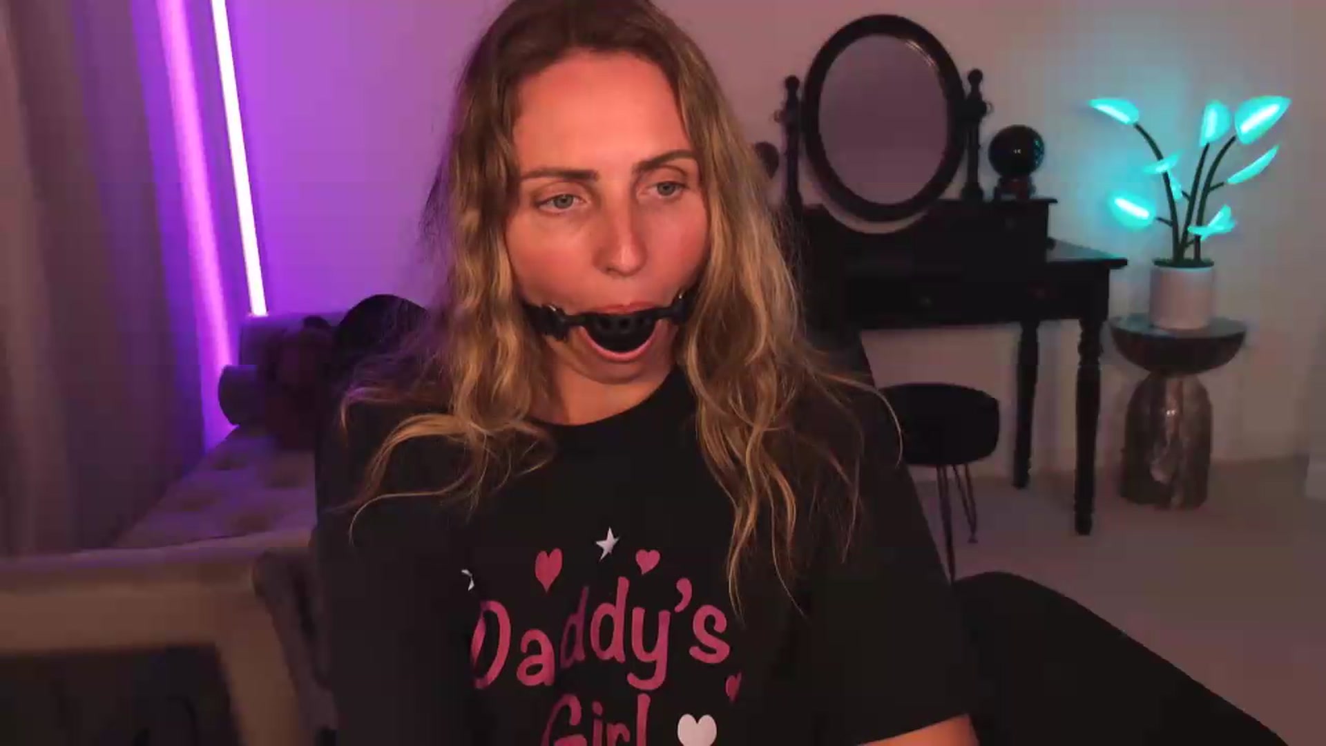 Gallery image thumbnail from WorldofMoody's myfreecams stream on, 06/22/2026, 07:09 image 16 of 20