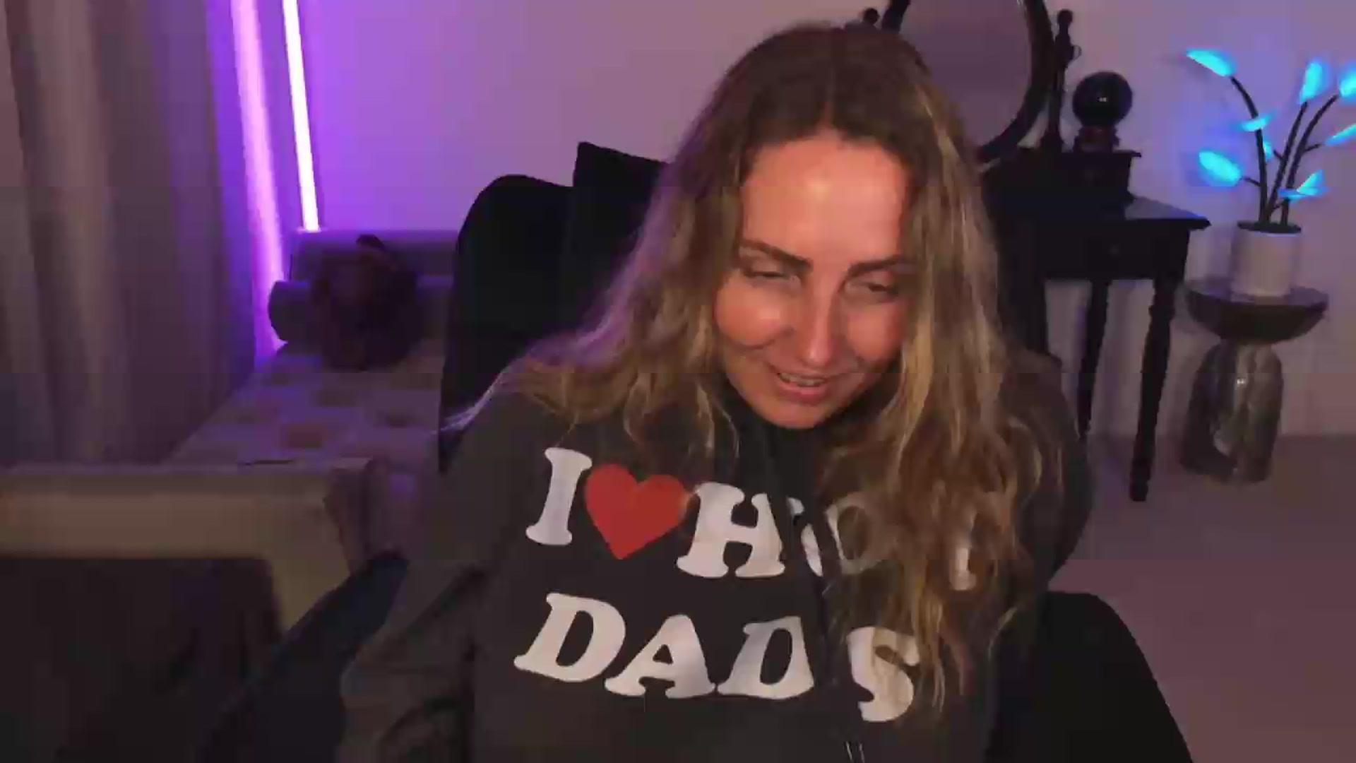 Gallery image thumbnail from WorldofMoody's myfreecams stream on, 06/22/2026, 07:09 image 7 of 20