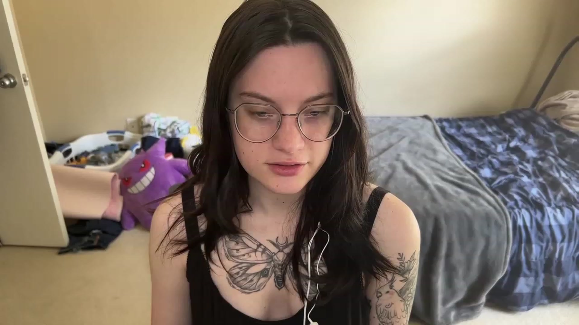 Gallery image thumbnail from WorshipLucina's myfreecams stream on, 08/18/2023, 16:16 image 9 of 20