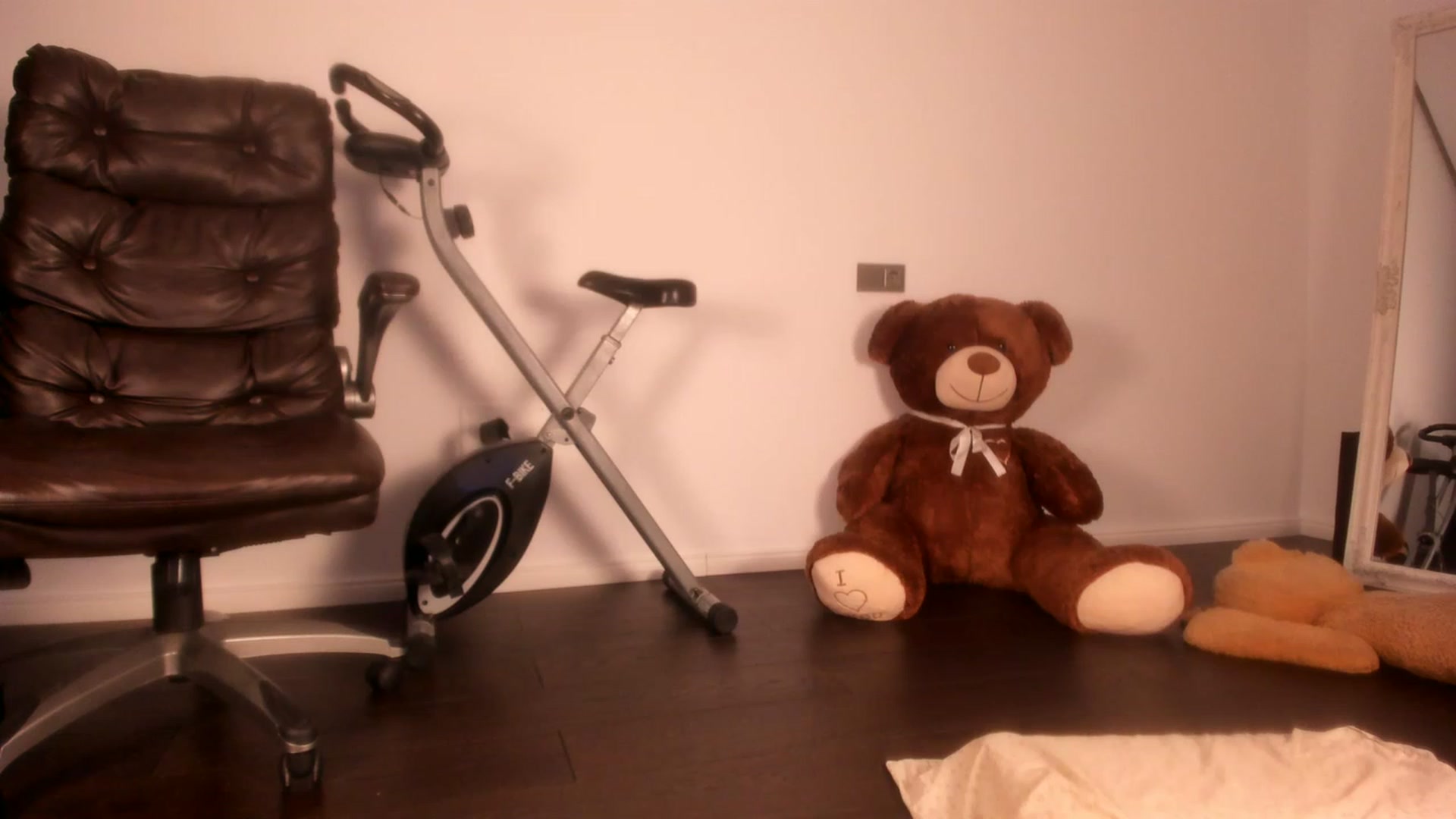 Gallery image thumbnail from WorstAss's myfreecams stream on, 12/23/2022, 07:18 image 17 of 20
