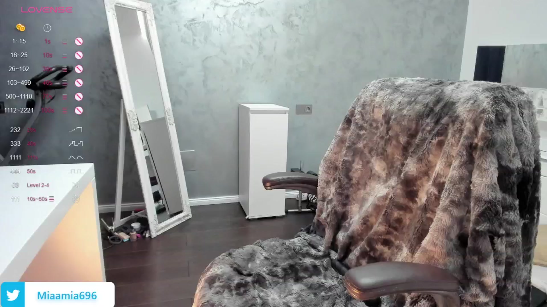 Gallery image thumbnail from WorstAss's myfreecams stream on, 11/19/2024, 07:15 image 18 of 20