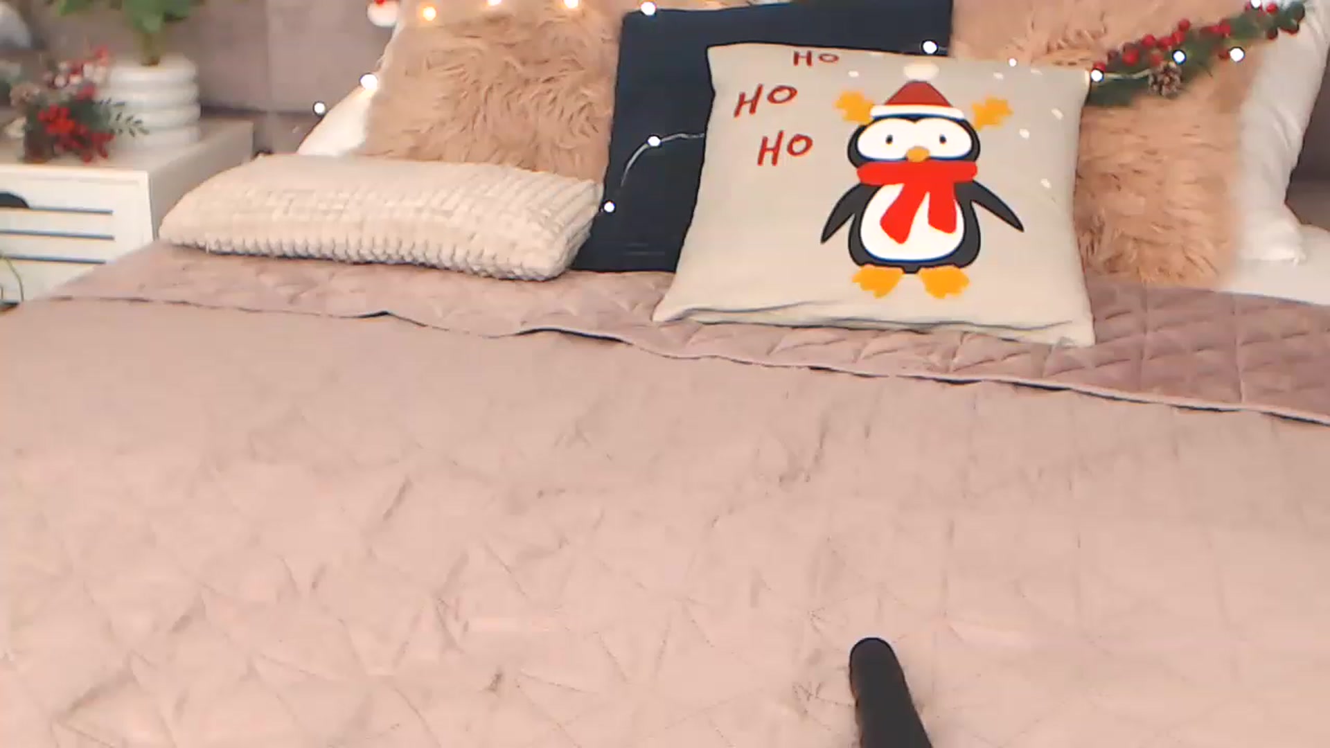 Gallery image thumbnail from WowCandy's myfreecams stream on, 12/21/2022, 20:13 image 15 of 20