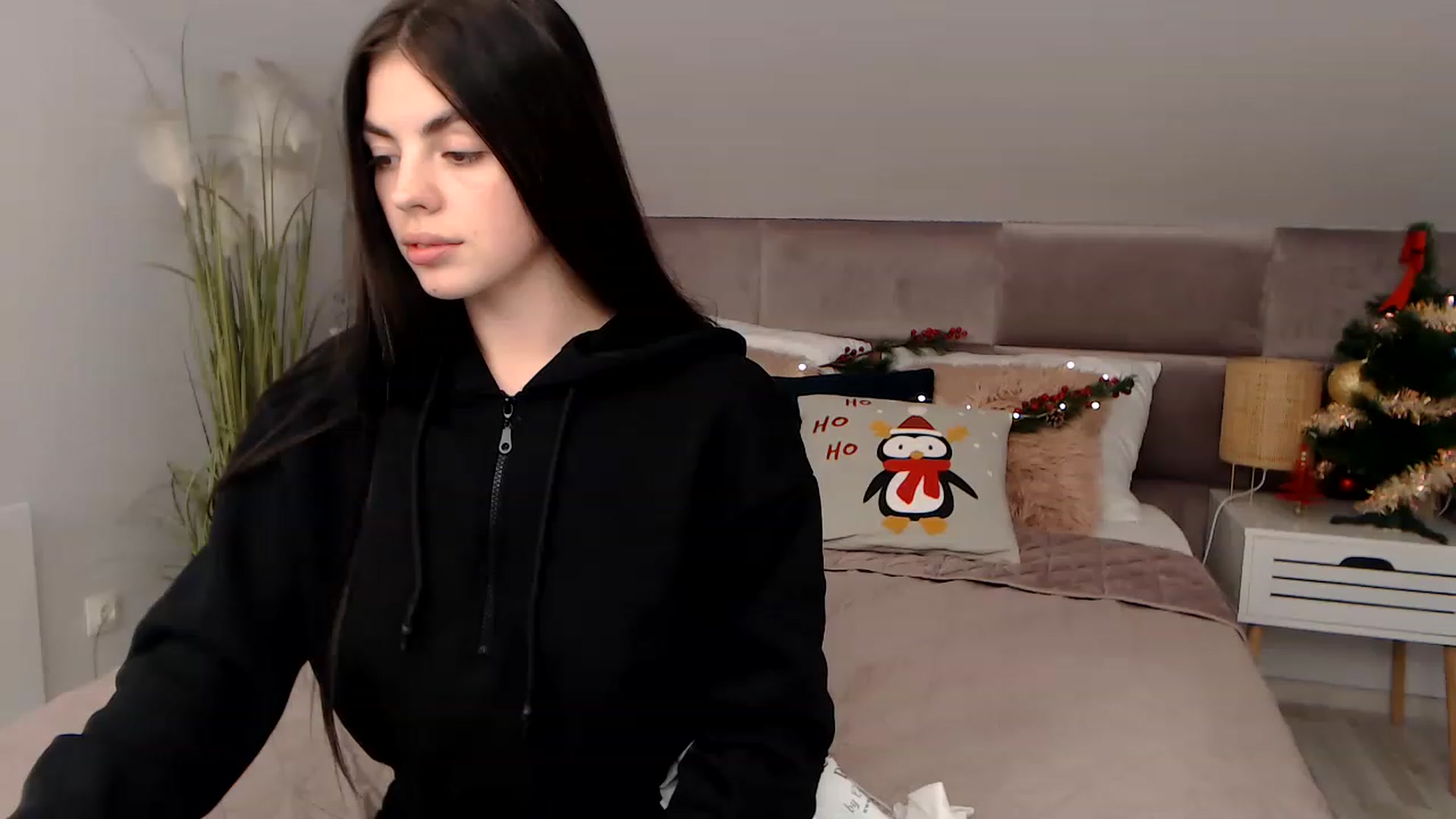 Gallery image thumbnail from WowCandy's myfreecams stream on, 12/21/2022, 20:13 image 19 of 20