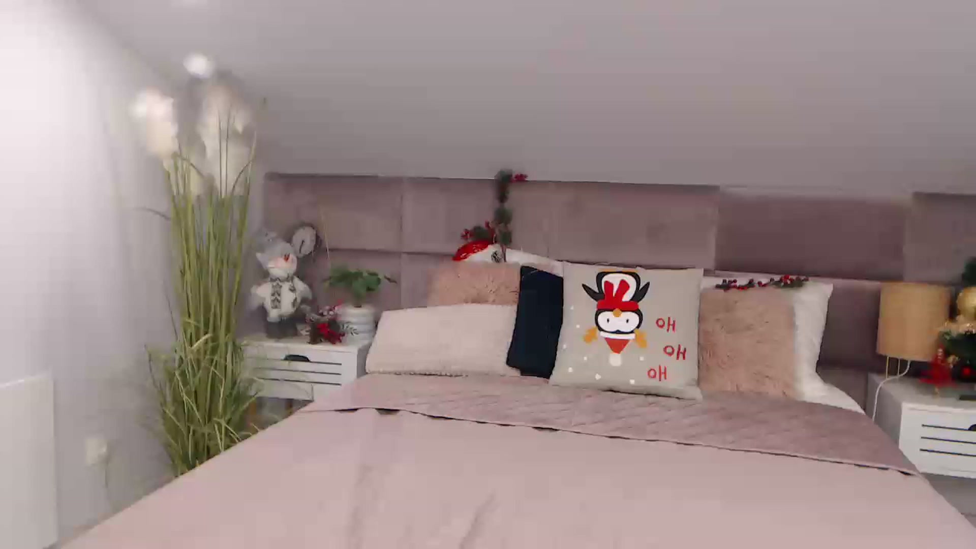 Gallery image thumbnail from WowCandy's myfreecams stream on, 12/23/2022, 09:53 image 17 of 20