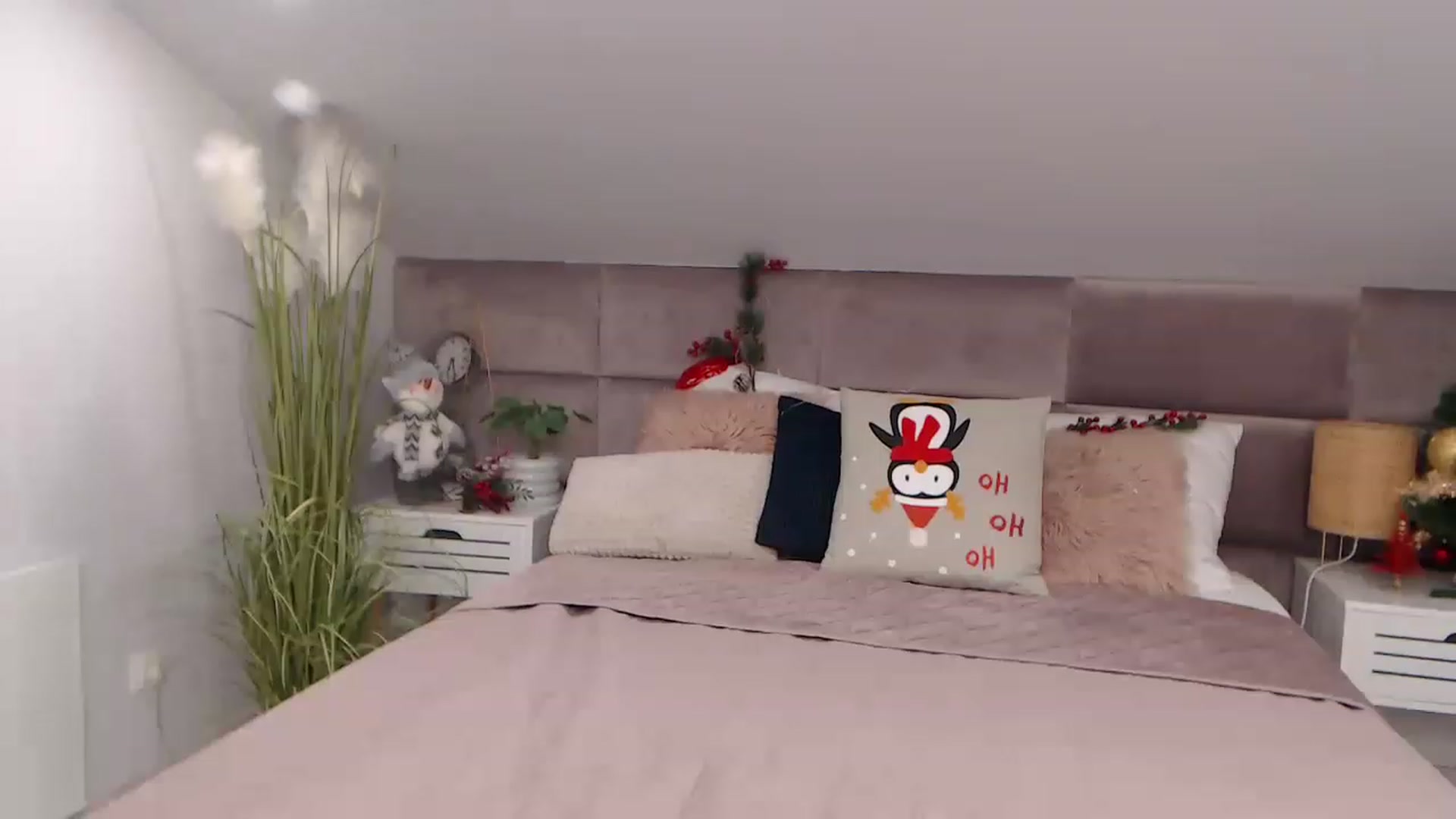 Gallery image thumbnail from WowCandy's myfreecams stream on, 12/23/2022, 09:53 image 11 of 20