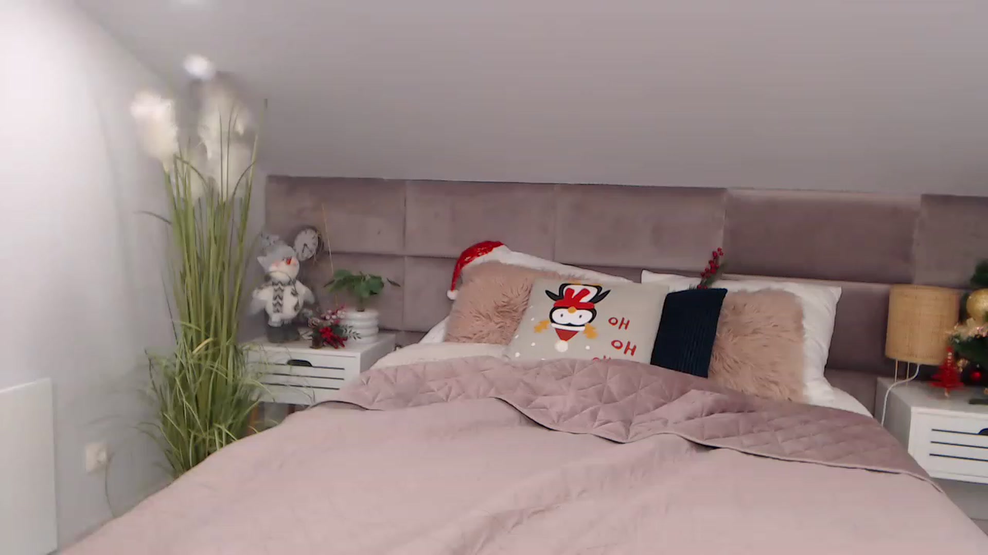 Gallery image thumbnail from WowCandy's myfreecams stream on, 12/23/2022, 09:53 image 5 of 20