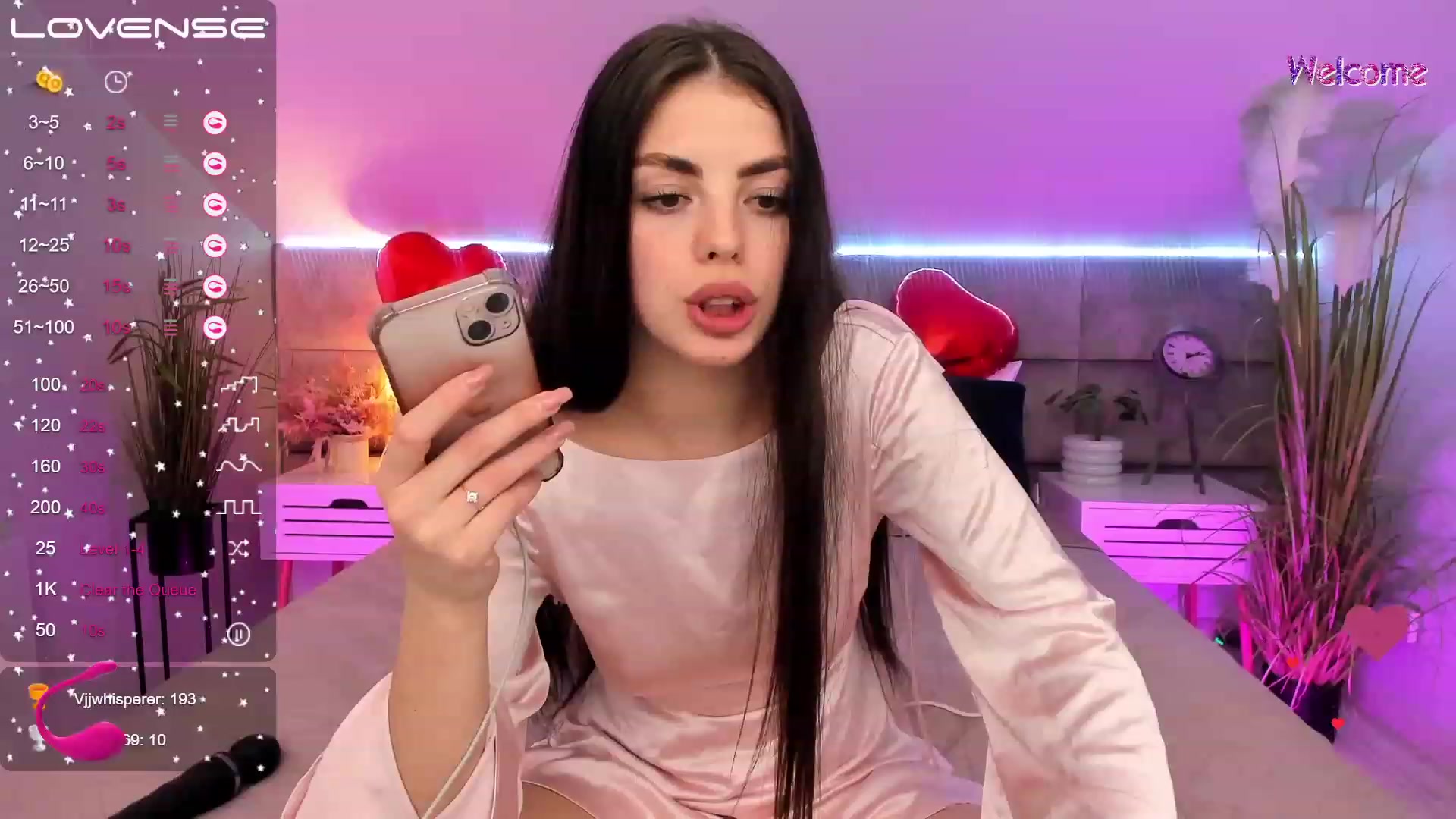 Gallery image thumbnail from WowCandy's myfreecams stream on, 02/19/2023, 14:36 image 13 of 20