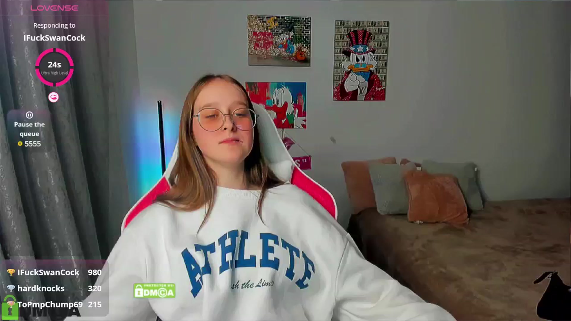 Gallery image thumbnail from WowEmma_'s myfreecams stream on, 01/18/2025, 18:17 image 14 of 20