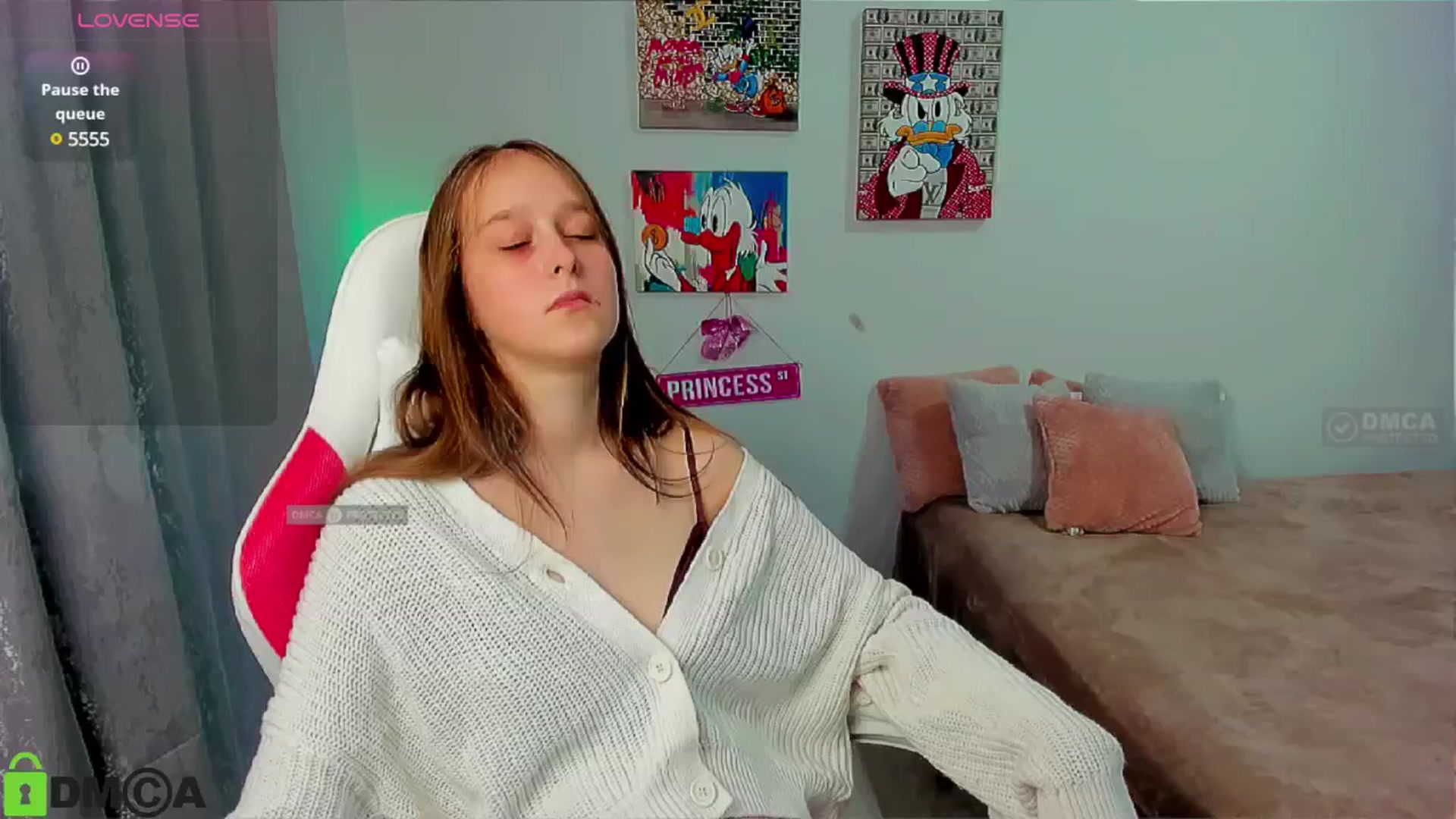 Gallery image thumbnail from WowEmma_'s myfreecams stream on, 01/19/2025, 15:03 image 6 of 20