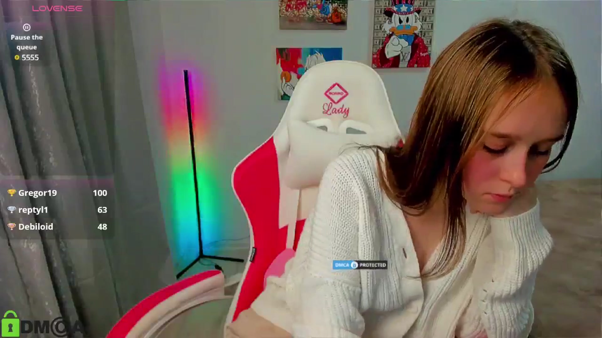 Gallery image thumbnail from WowEmma_'s myfreecams stream on, 01/19/2025, 19:08 image 12 of 20
