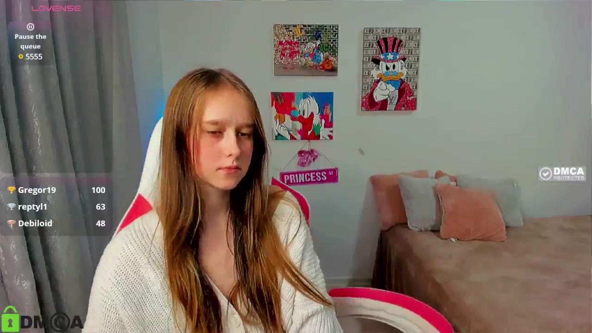 Gallery image thumbnail from WowEmma_'s myfreecams stream on, 01/19/2025, 19:08 image 20 of 20