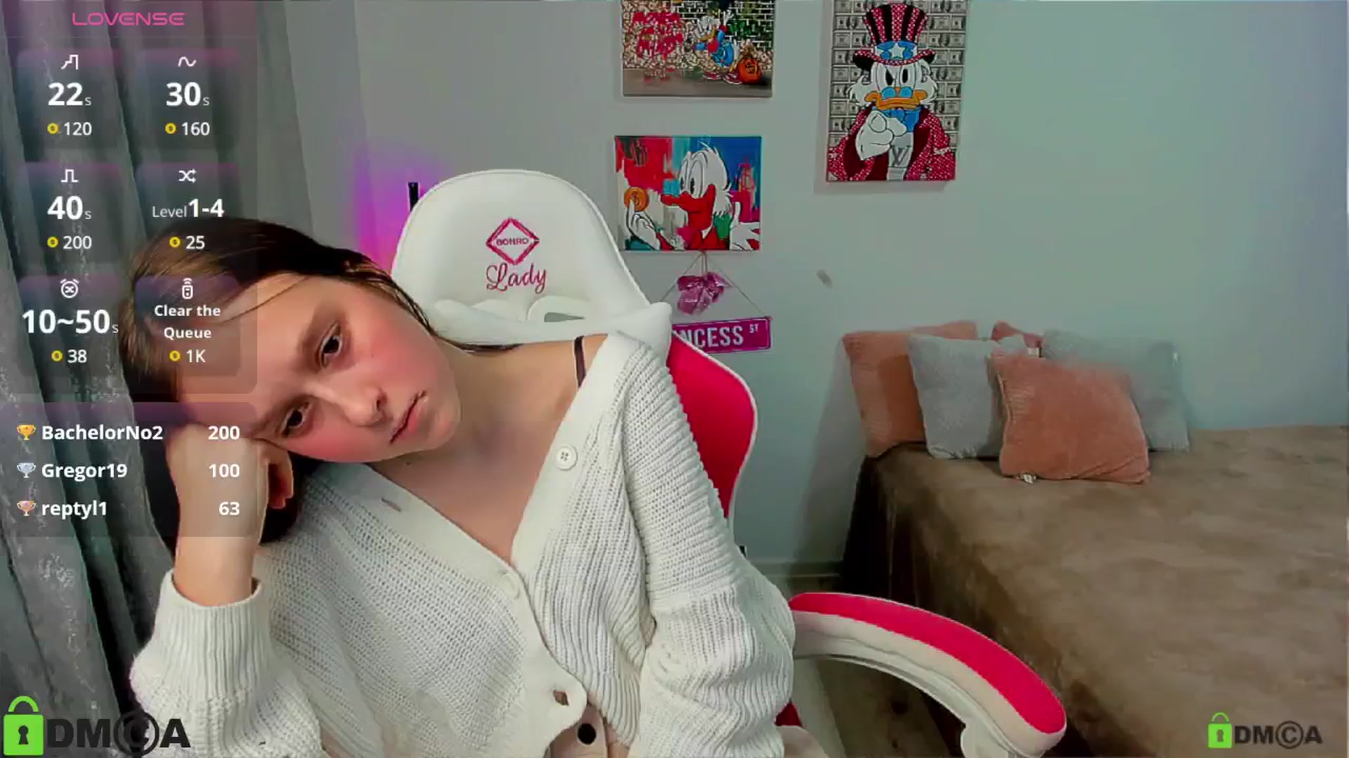 Gallery image thumbnail from WowEmma_'s myfreecams stream on, 01/19/2025, 19:57 image 8 of 20