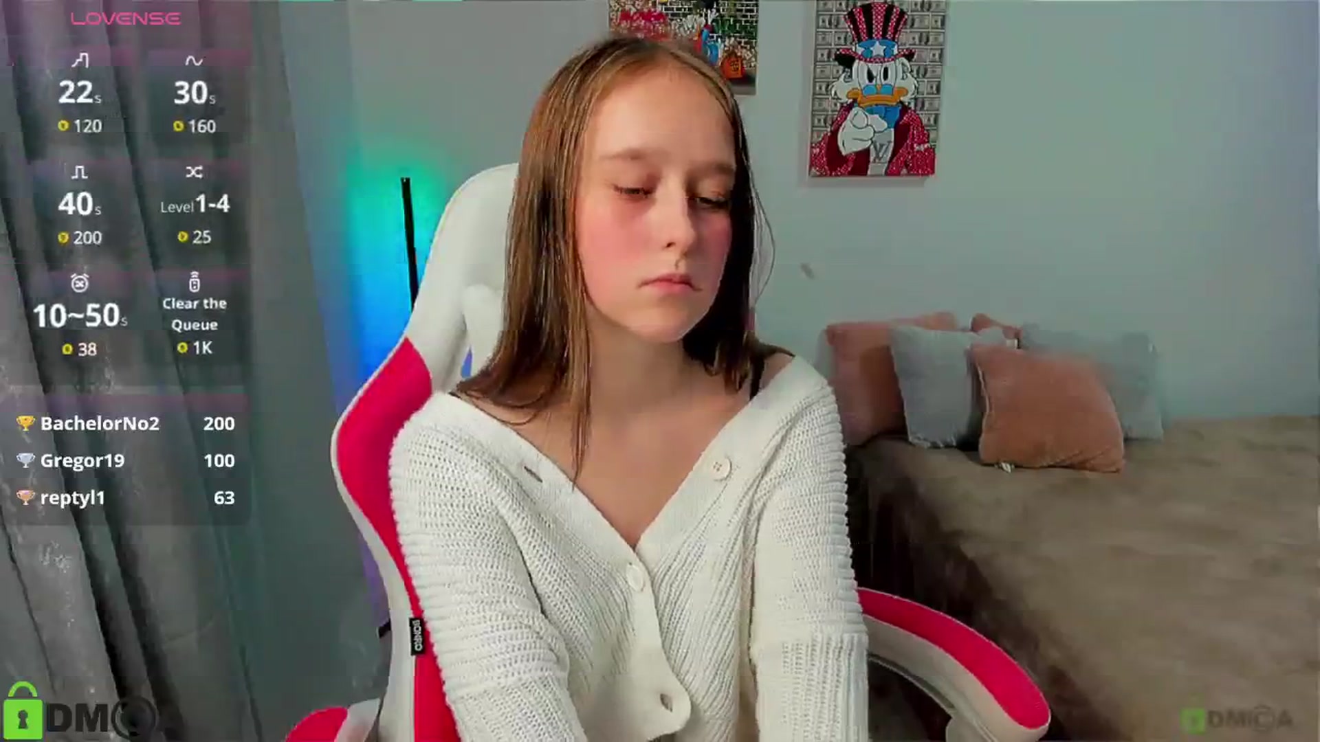 Gallery image thumbnail from WowEmma_'s myfreecams stream on, 01/19/2025, 19:57 image 10 of 20