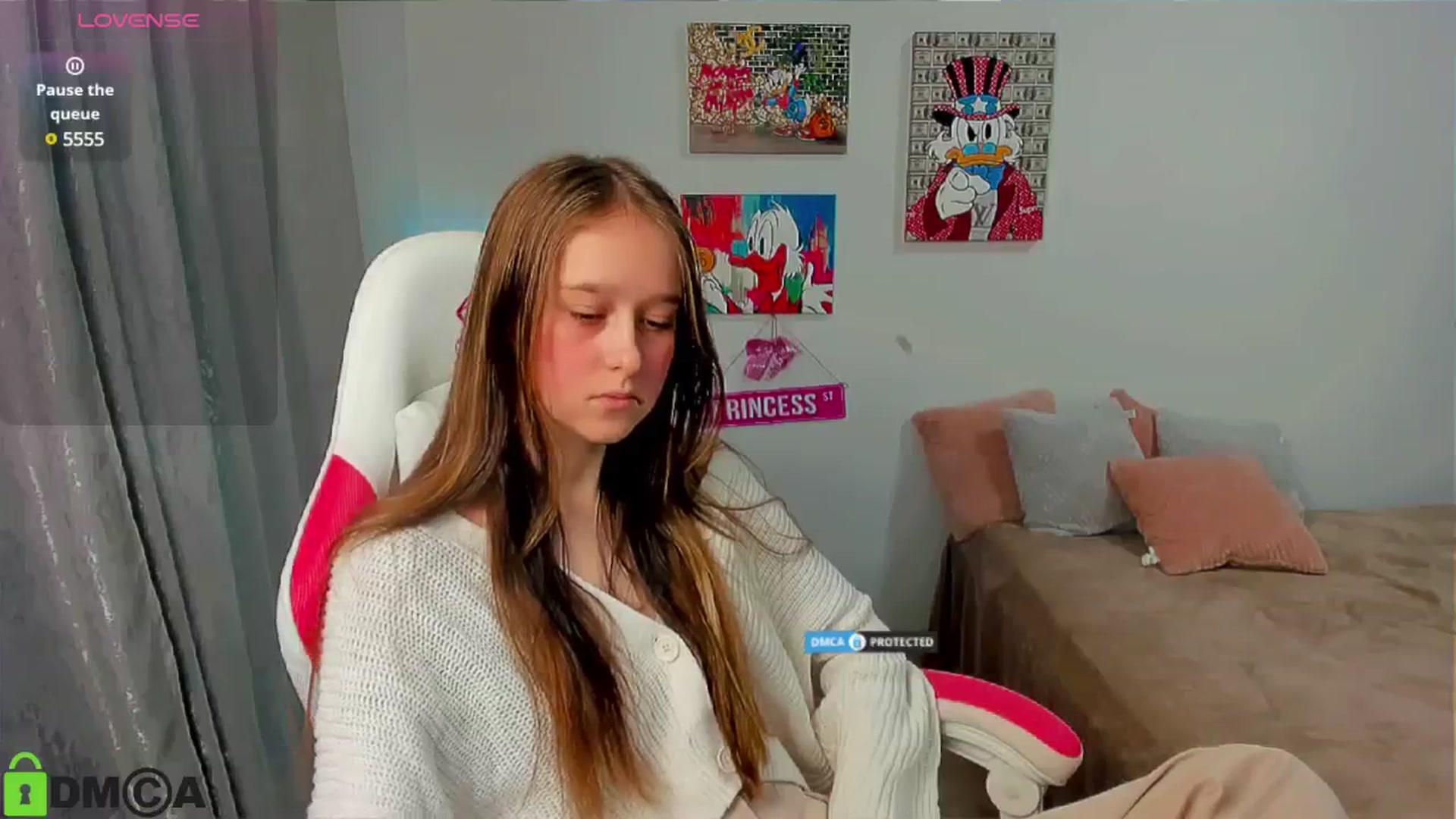 Gallery image thumbnail from WowEmma_'s myfreecams stream on, 01/20/2025, 09:06 image 9 of 20