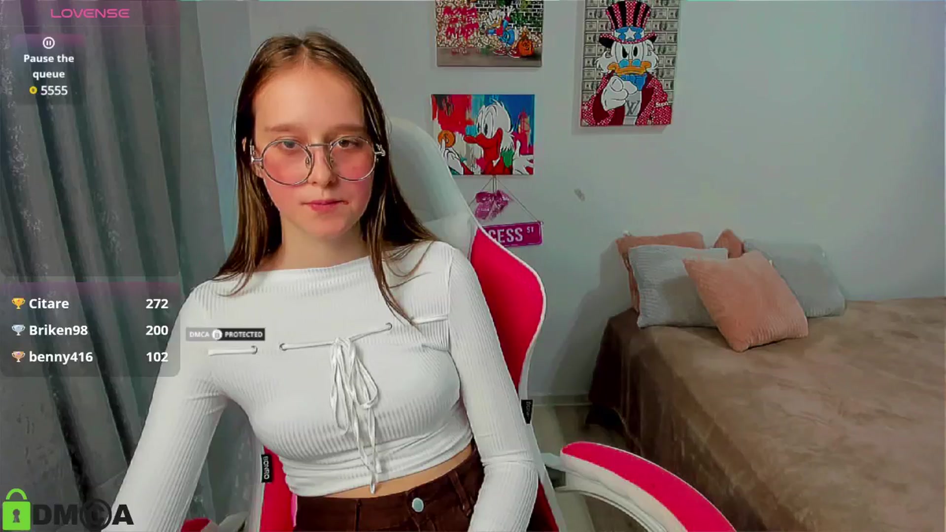 Gallery image thumbnail from WowEmma_'s myfreecams stream on, 01/21/2025, 19:32 image 19 of 20