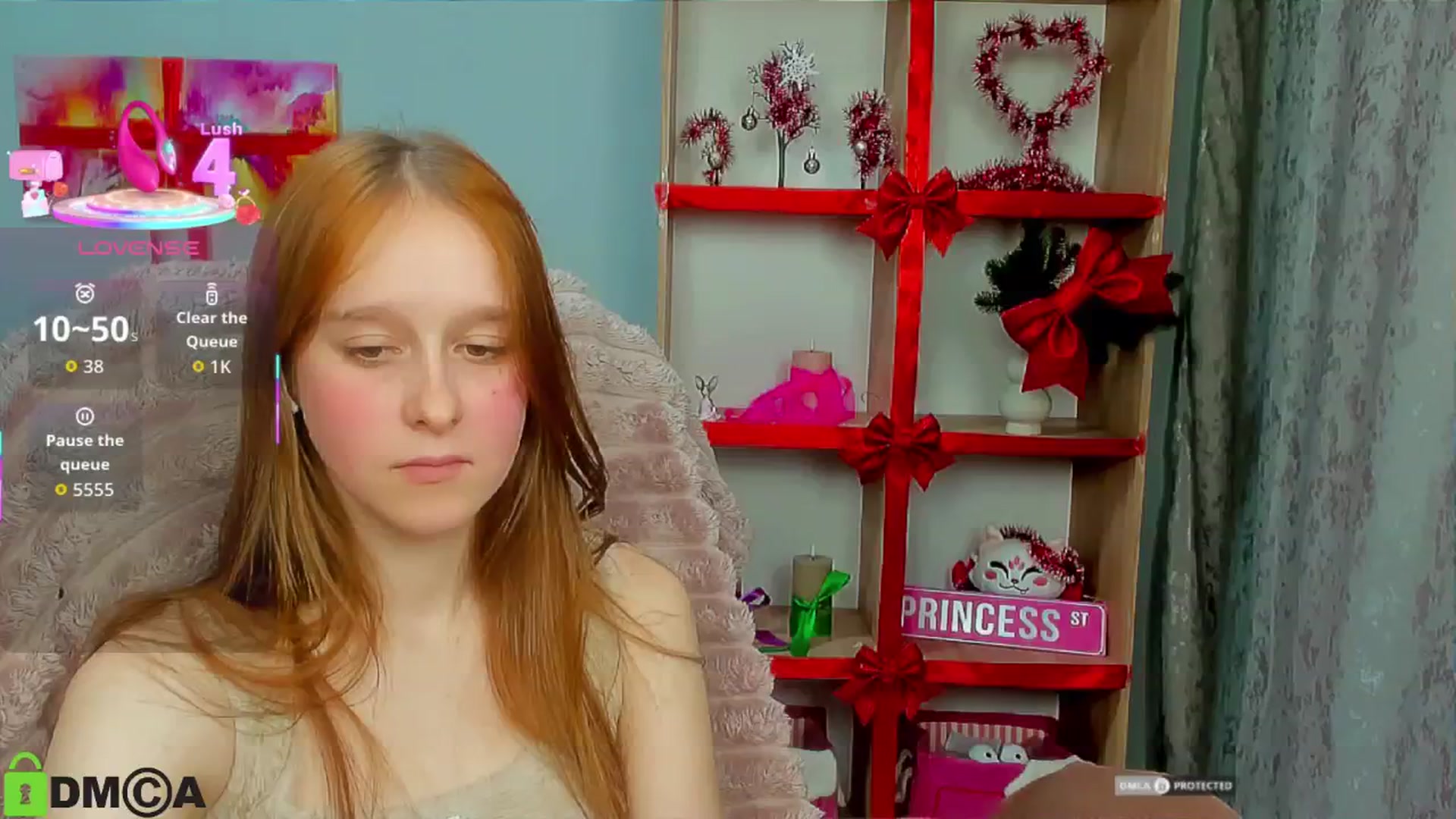 Gallery image thumbnail from WowEmma_'s myfreecams stream on, 12/14/2025, 16:14 image 19 of 20