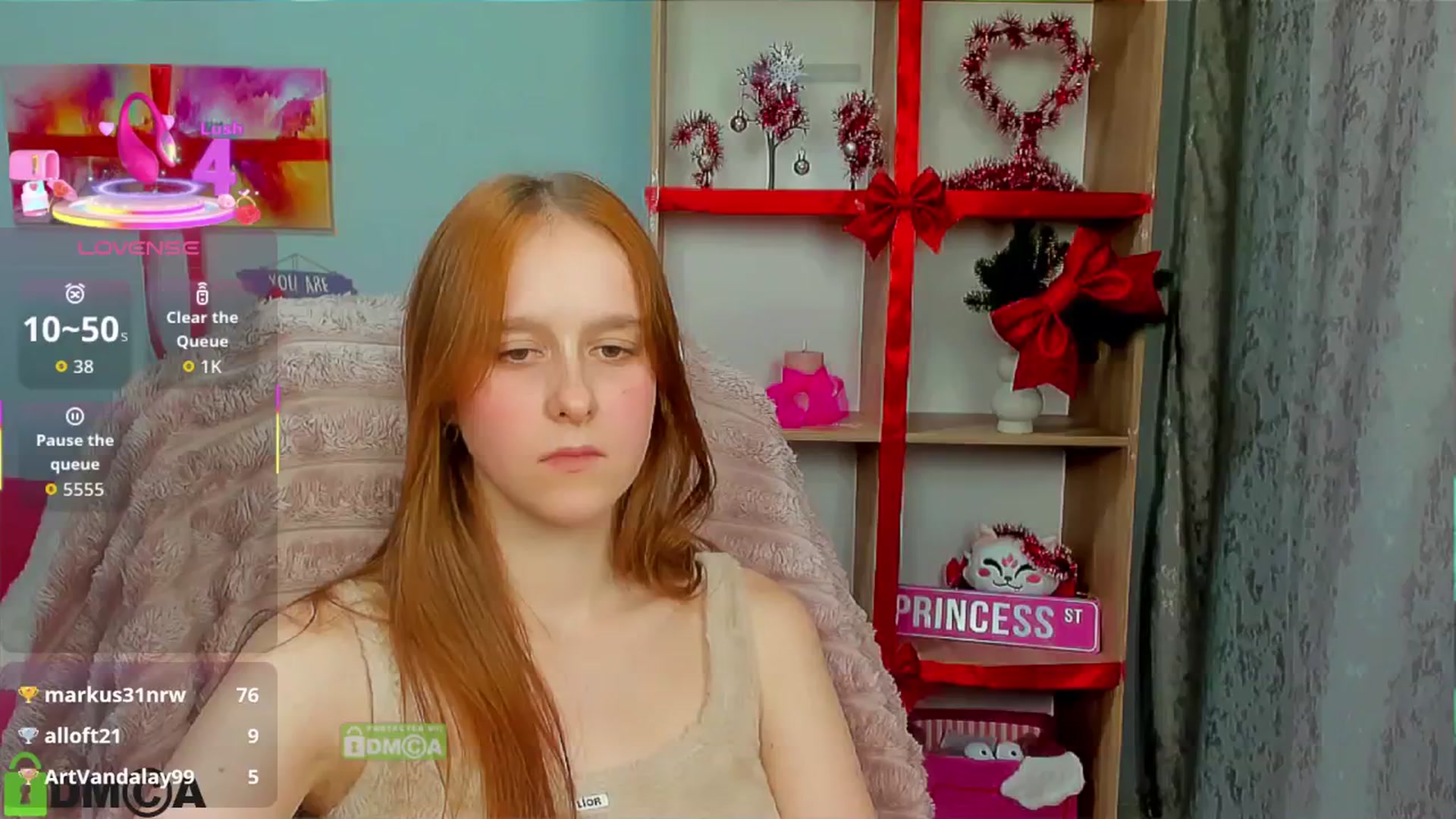Gallery image thumbnail from WowEmma_'s myfreecams stream on, 12/14/2025, 20:49 image 18 of 20