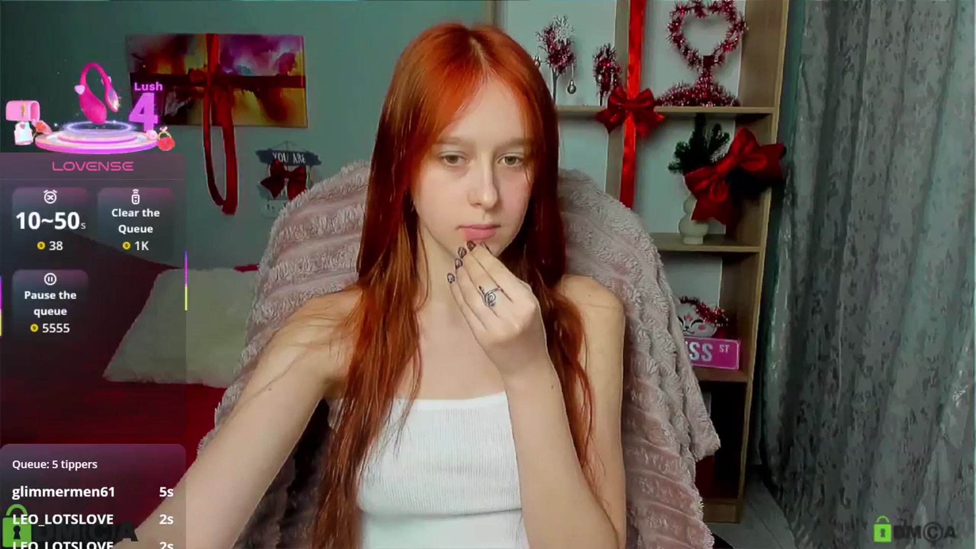 Gallery image thumbnail from WowEmma_'s myfreecams stream on, 12/24/2025, 13:48 image 13 of 20